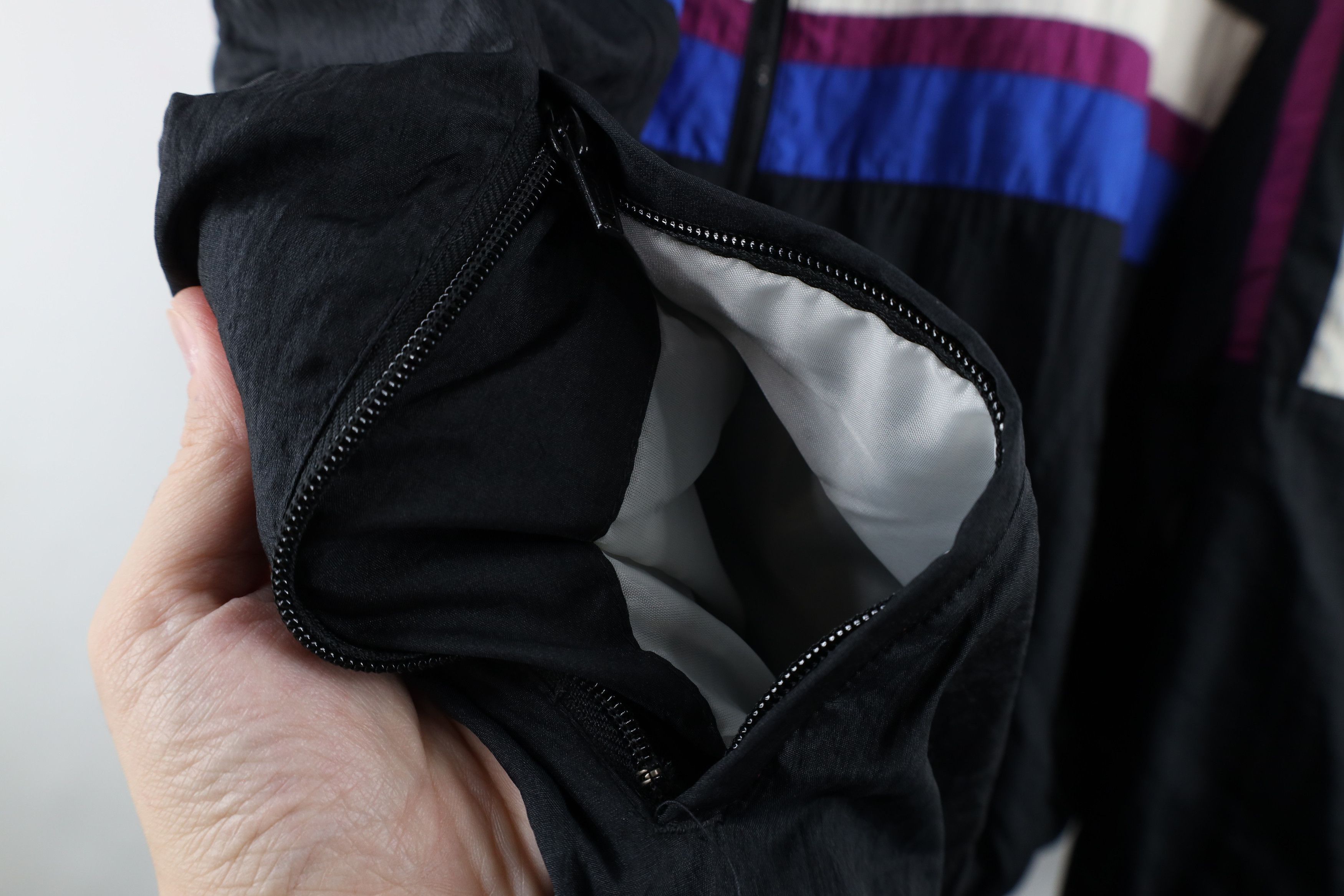 Vintage Vintage 90s USA Olympics Lined Zip Windbreaker Jacket Size US XL / EU 56 / 4 - 8 Thumbnail