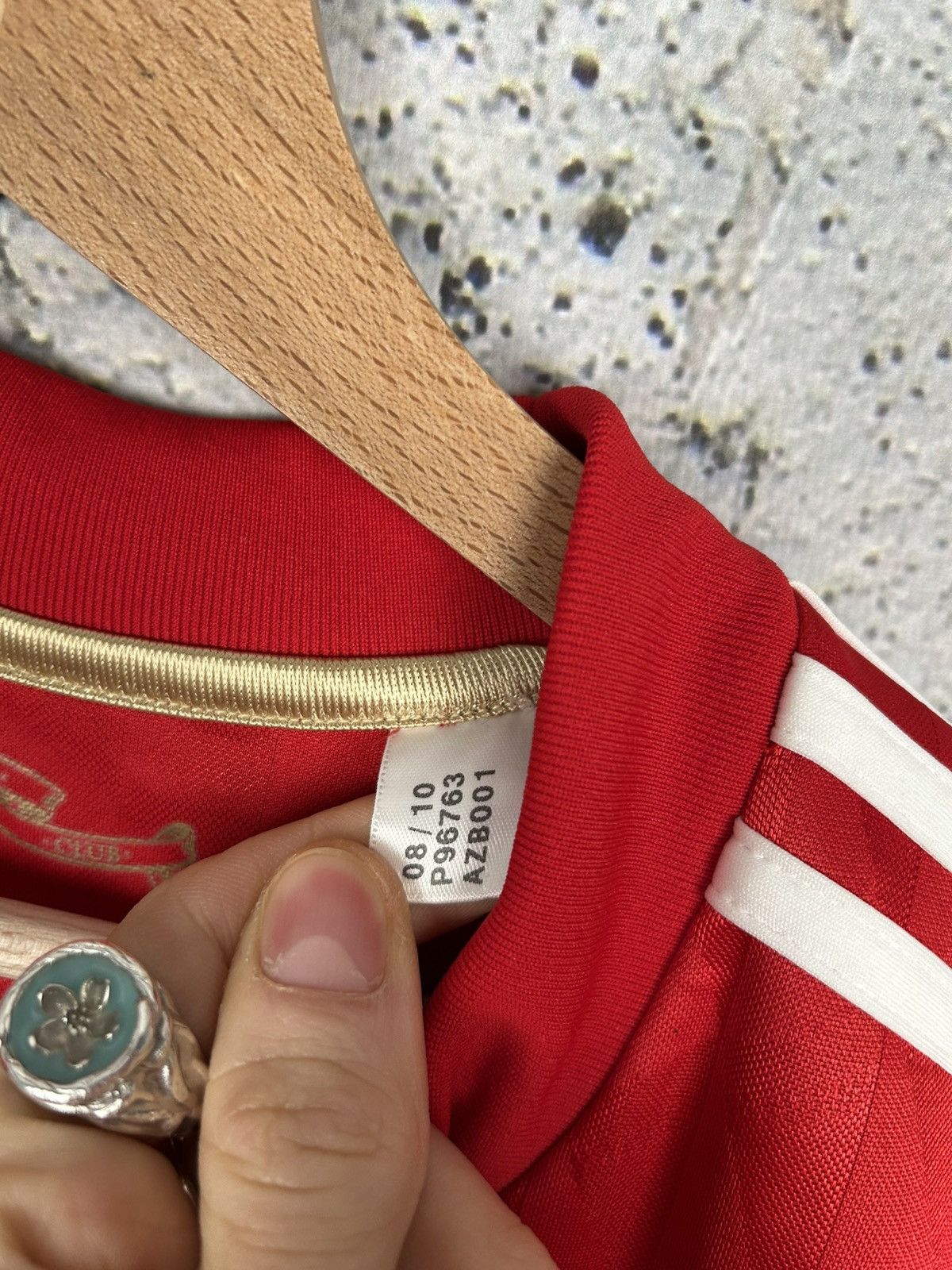 Adidas Luis Suarez Liverpool FC 2010 Soccer Jersey Adidas Football Size US XXL / EU 58 / 5 - 11 Thumbnail