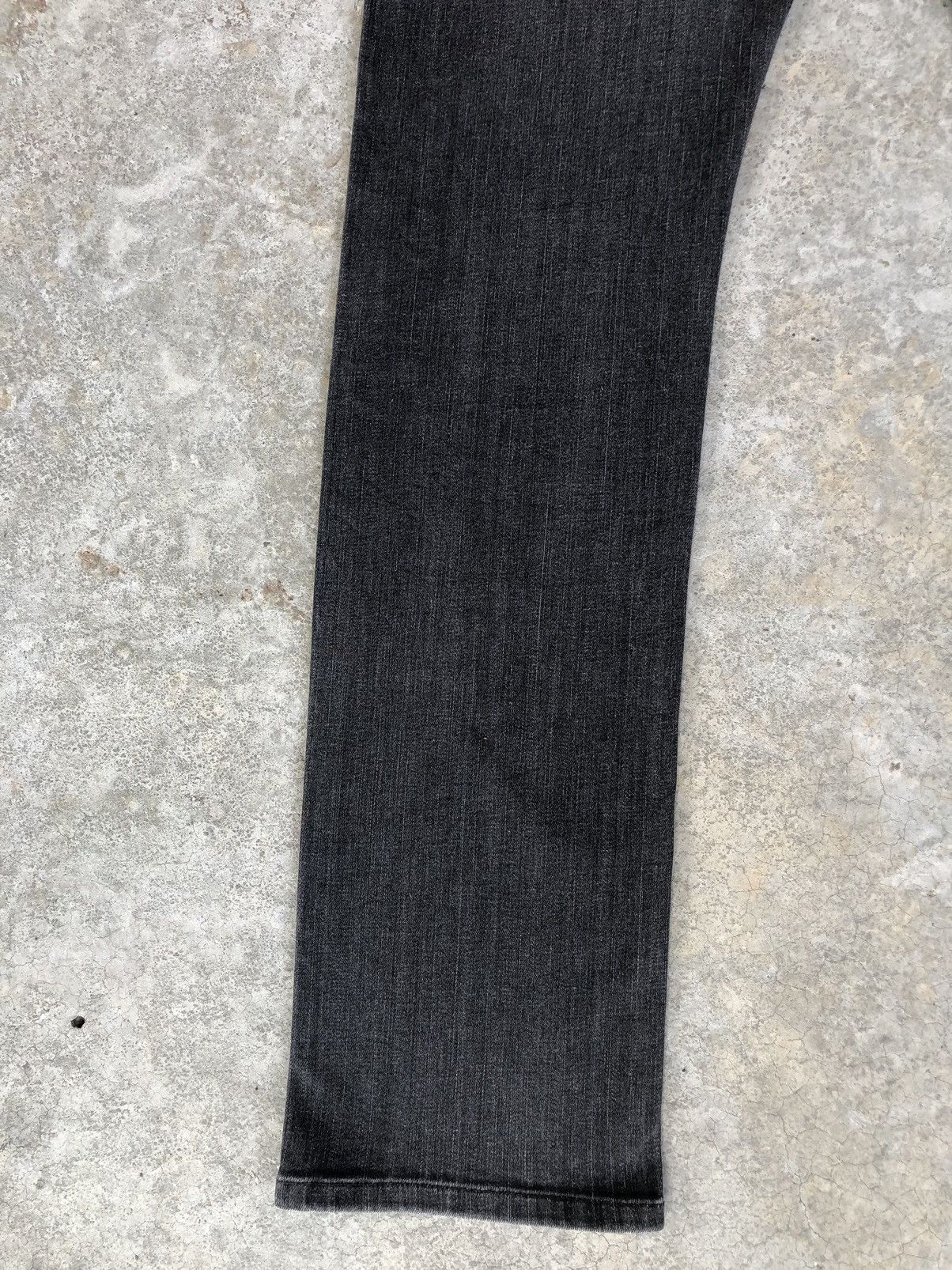 Black Label Burberry Slim Fit Distressed Jeans Size US 33 - 11 Thumbnail