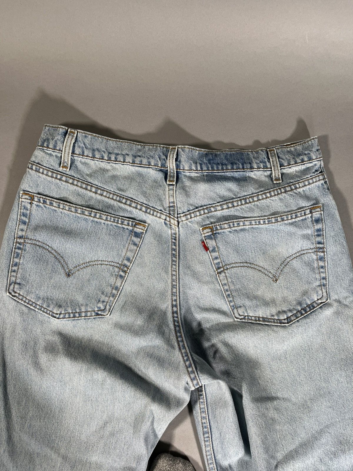 Levi's × Vintage Vintage Light Wash Baggy Levi’s 550 Jeans Size US 34 / EU 50 - 5 Thumbnail