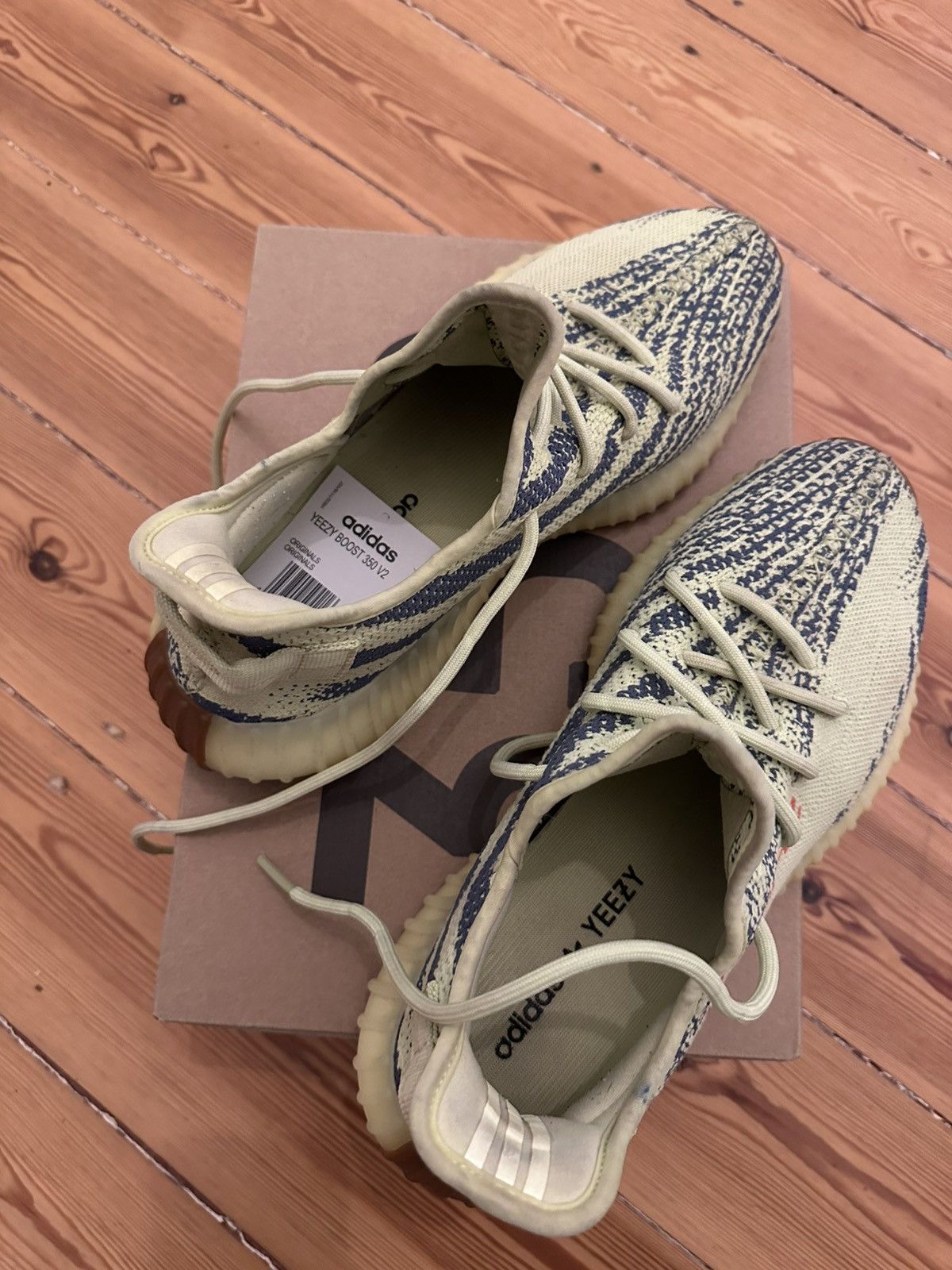 Adidas Adidas Jeezy Boost 350 v2 frozen yellow Size us 10 eu 44 Size US 10 / EU 43 - 10 Thumbnail