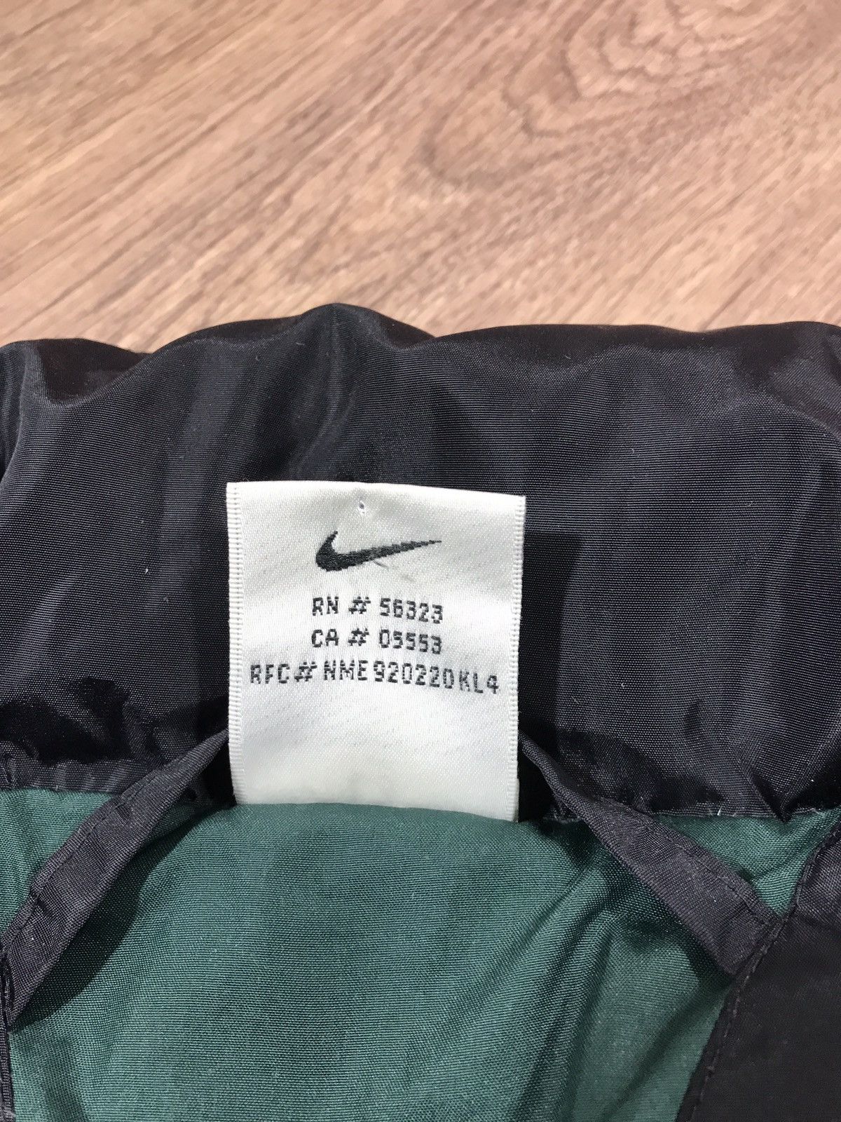 Nike × Vintage Very Rare Vintage Nike Big Swoosh Down Puffer Jacket 90s Size US M / EU 48-50 / 2 - 7 Thumbnail