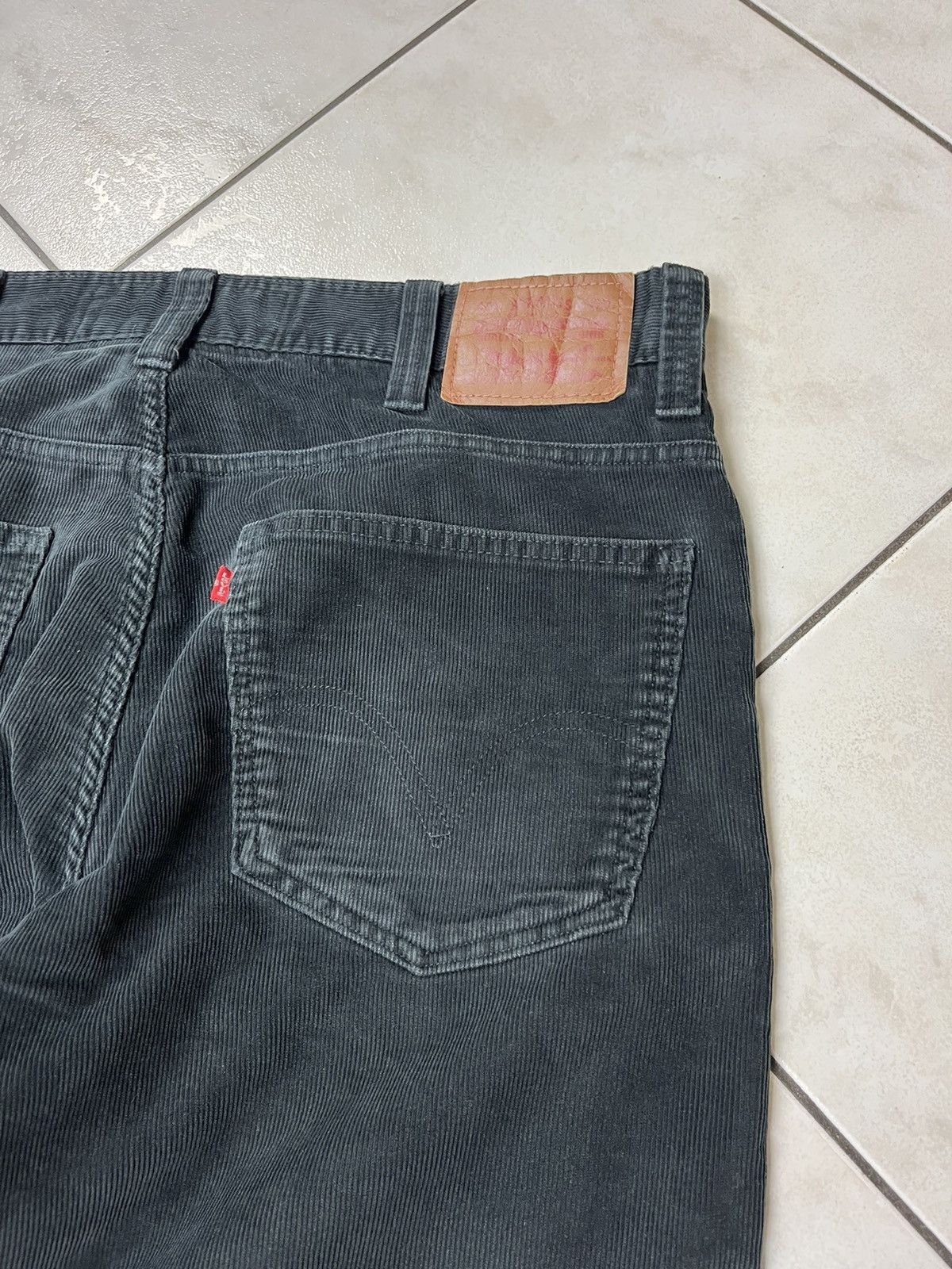Levi's × Levi's Vintage Clothing × Vintage Vintage Levi’s 549 low loose corduroy pants velvet y2k cords Size US 38 / EU 54 - 18 Thumbnail