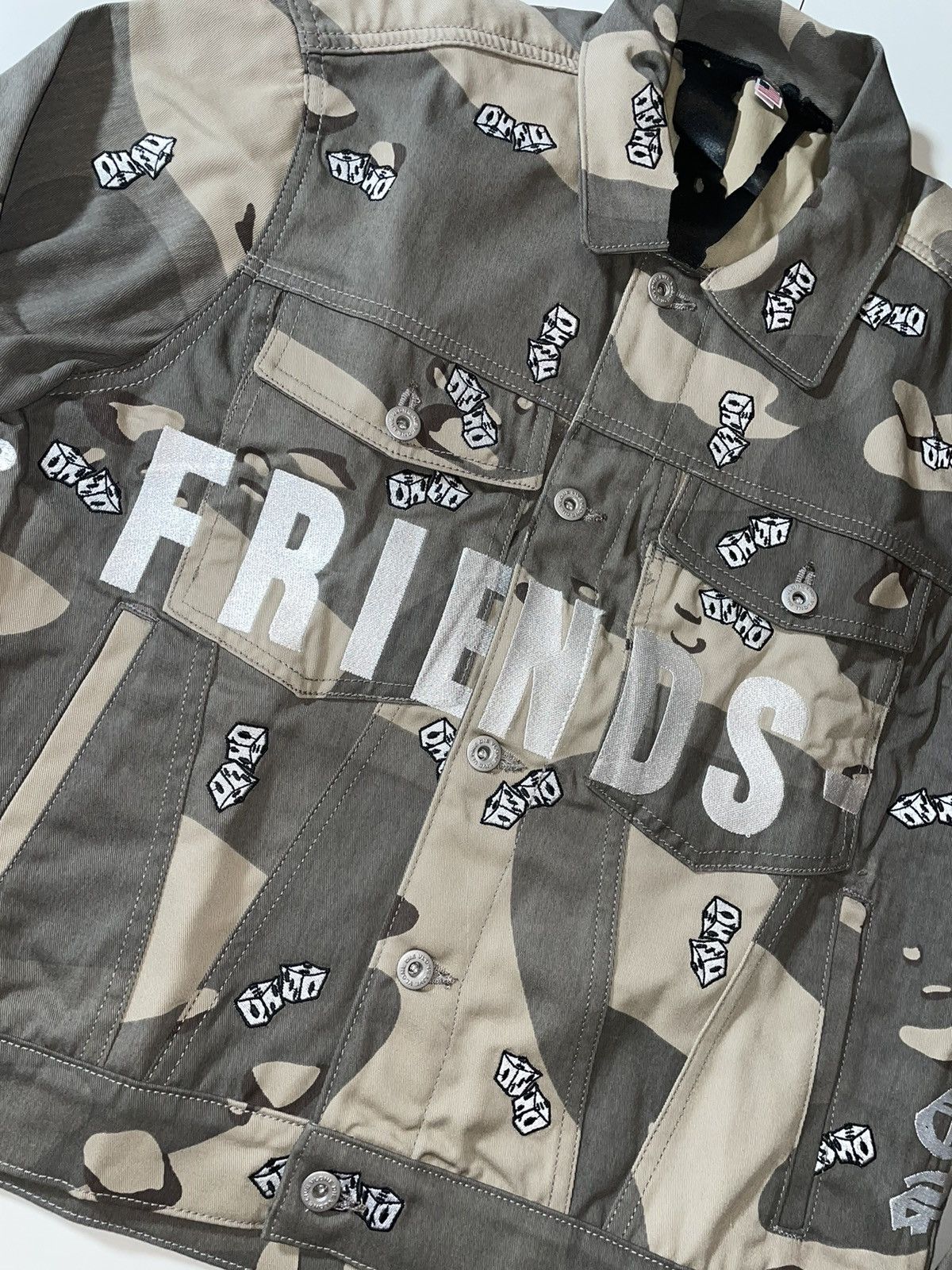 Vlone Unreleased Vlone Dice Camo Embroidered Denim Jacket Medium Size US M / EU 48-50 / 2 - 4 Thumbnail