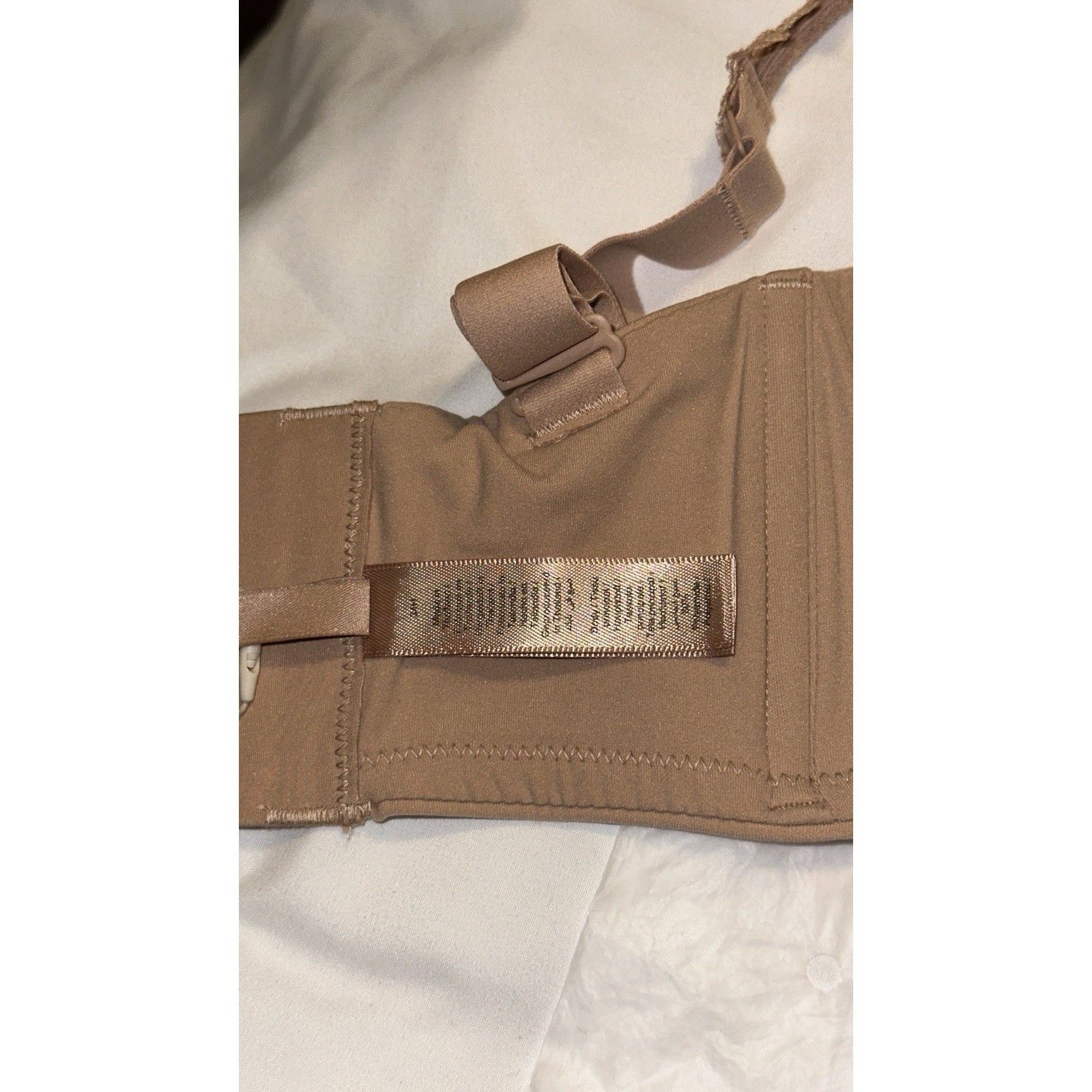 SKIMS NWT SKIMS FITS EVERYBODY UNLINED FULL COVERAGE BRA Size ONE SIZE - 5 Thumbnail
