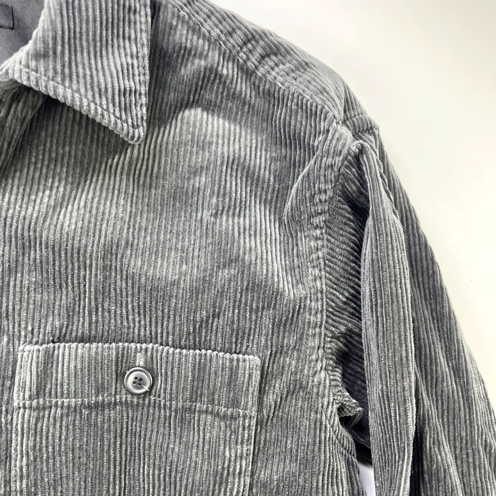 Uniqlo VINTAGE Uniqlo Corduroy Button-Up Shirt XS Dark Gray Long Sleeve Mens Size US XS / EU 42 / 0 - 3 Thumbnail