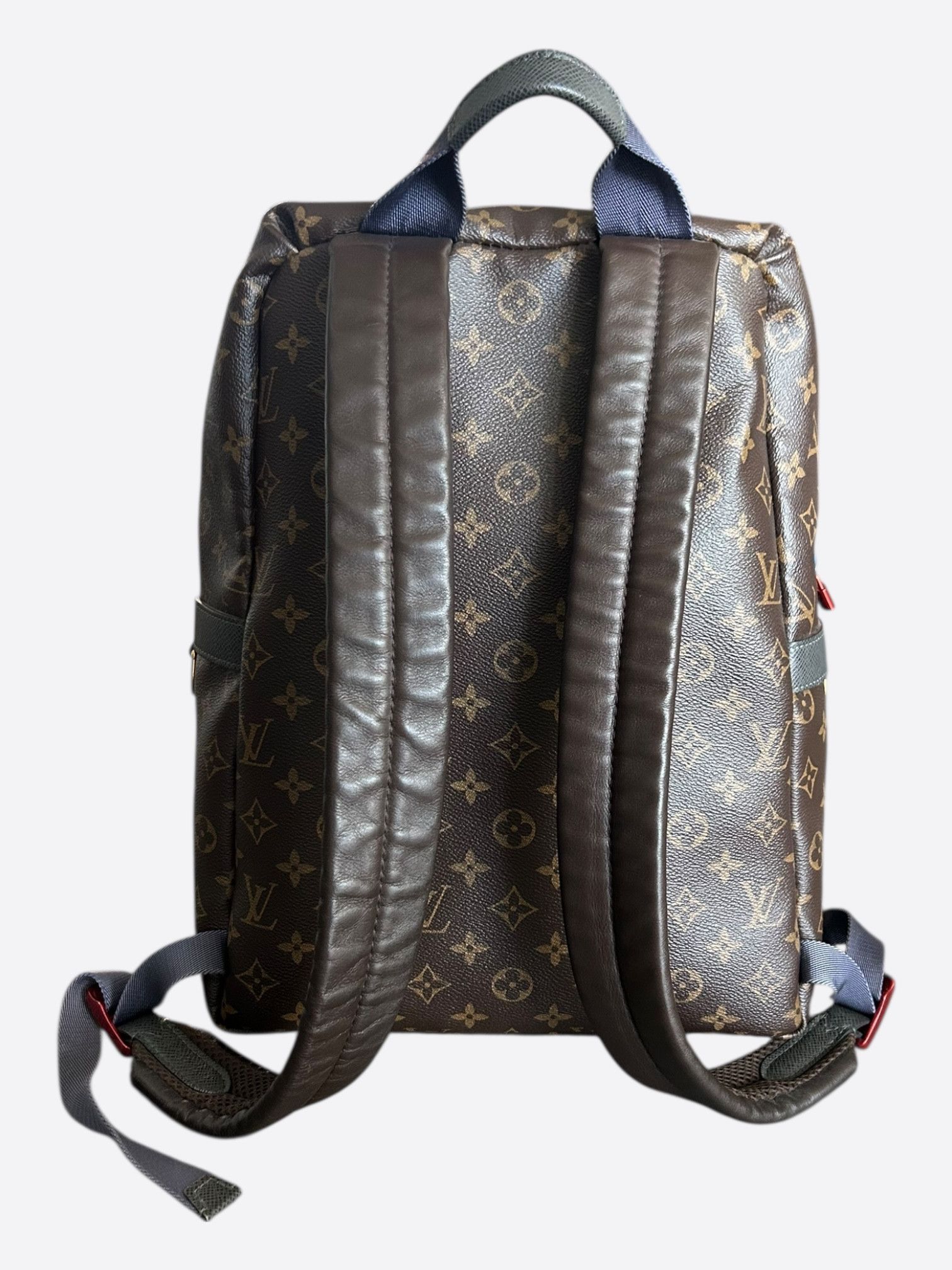 Louis Vuitton Louis Vuitton Brown Monogram Outdoor Apollo Backpack Size ONE SIZE - 3 Thumbnail