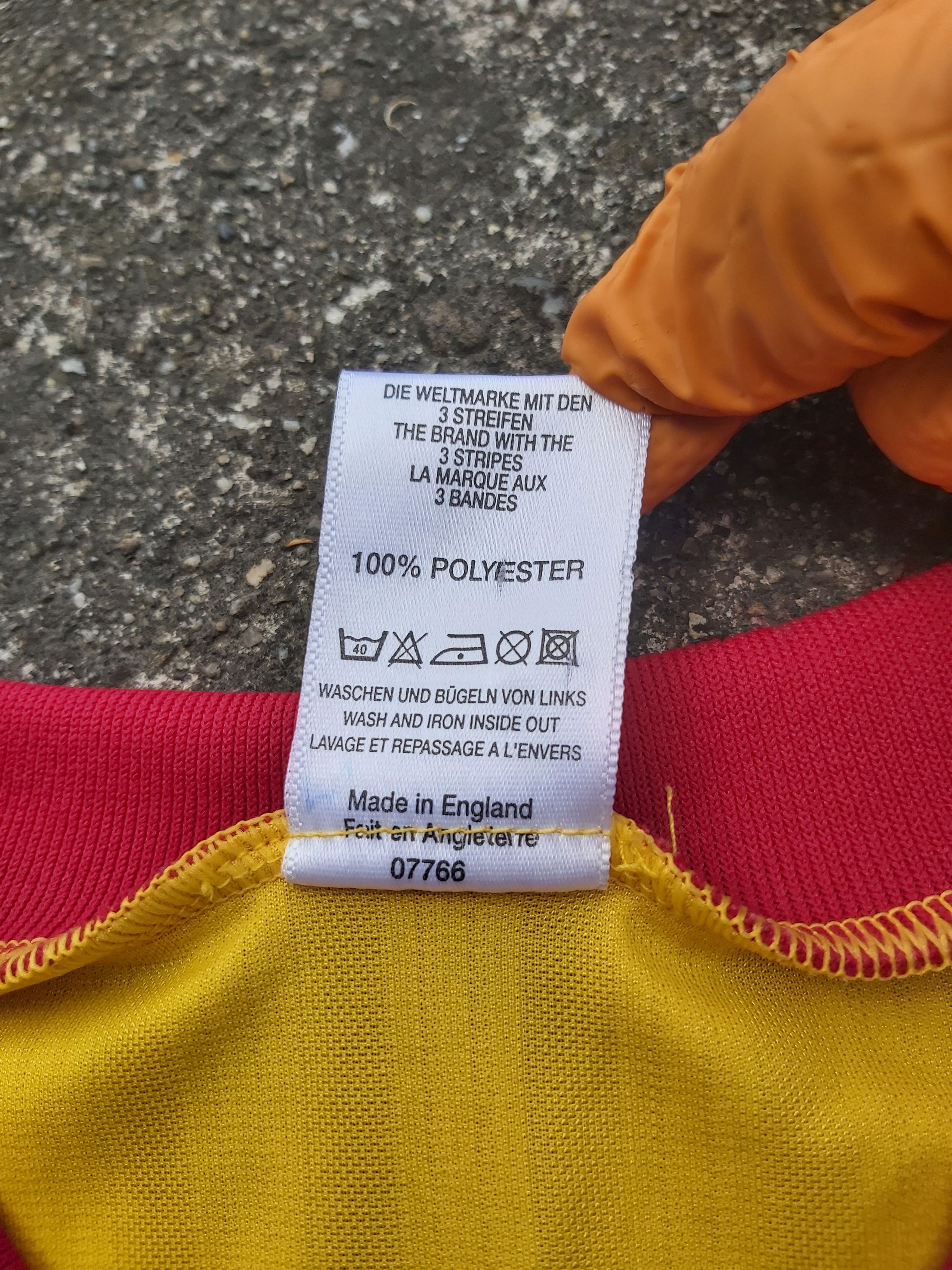 Adidas Vintage 90s soccer jersey tshirt Size US L / EU 52-54 / 3 - 11 Thumbnail