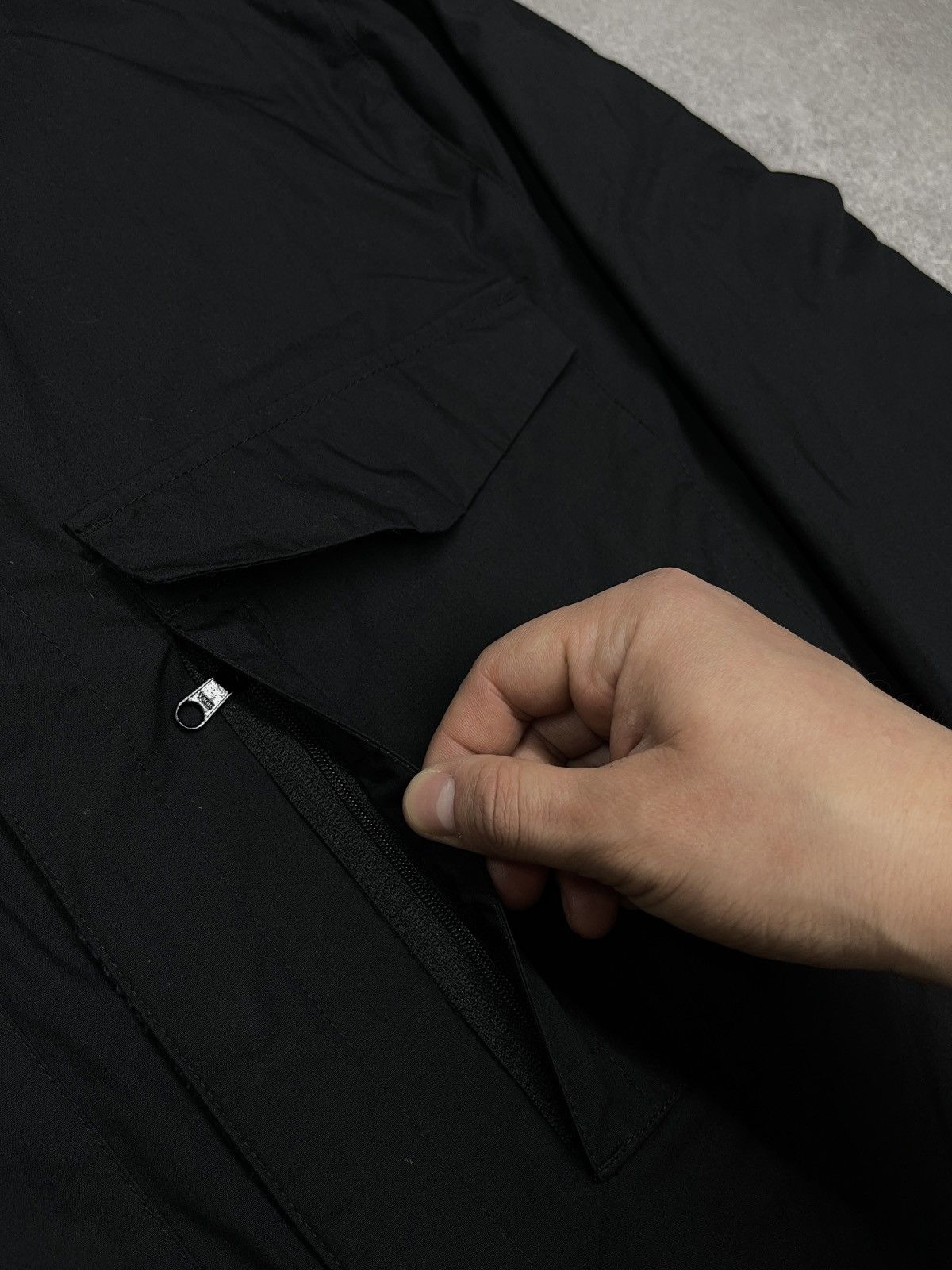 Other Rohan Field Reversible Insulated Jacket Black / Blue Flannel Size US M / EU 48-50 / 2 - 12 Thumbnail