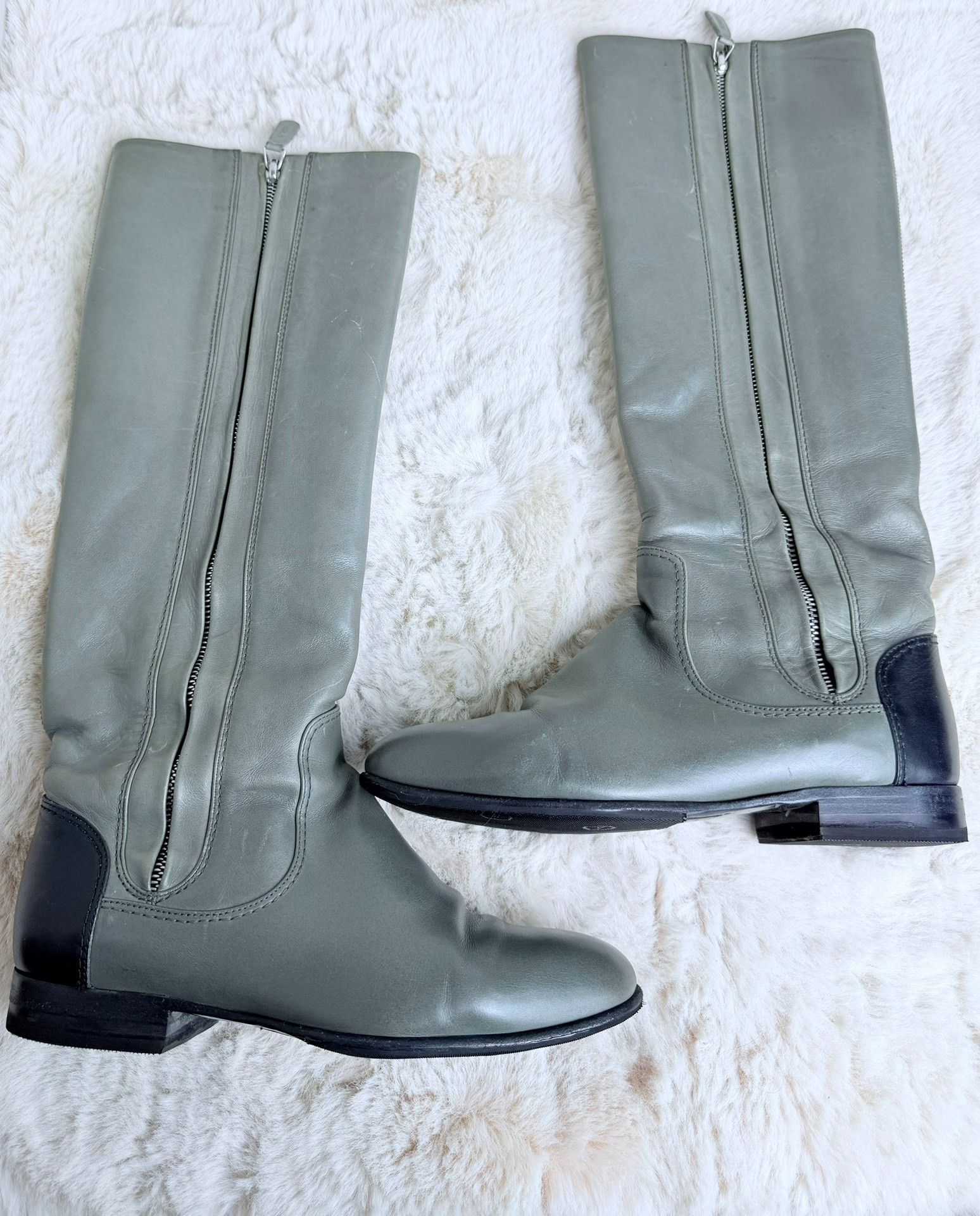 Chanel Chanel Green Boots us_6-5 Women Size US 6.5 / IT 36.5 - 1 Thumbnail