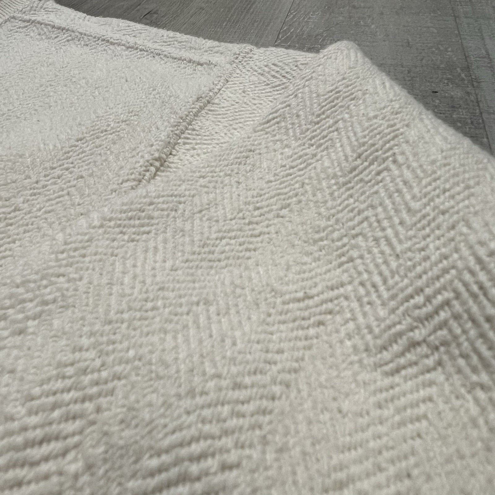 Vintage VTG Peru State College 90s Beige Herringbone Knit Sweatshirt Size US L / EU 52-54 / 3 - 4 Thumbnail