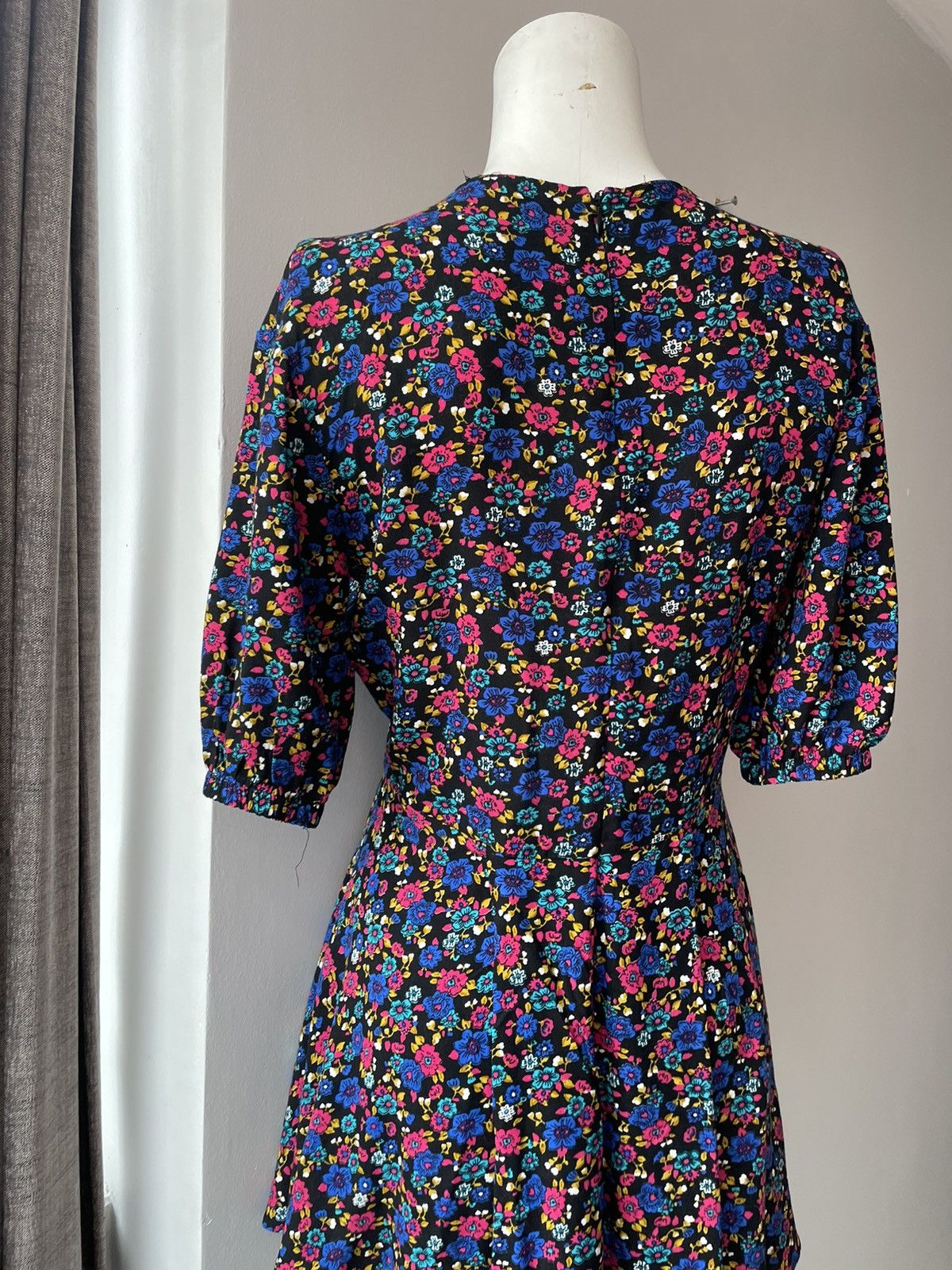 Vintage new arrivals dress Size M / US 6-8 / IT 42-44 - 14 Thumbnail
