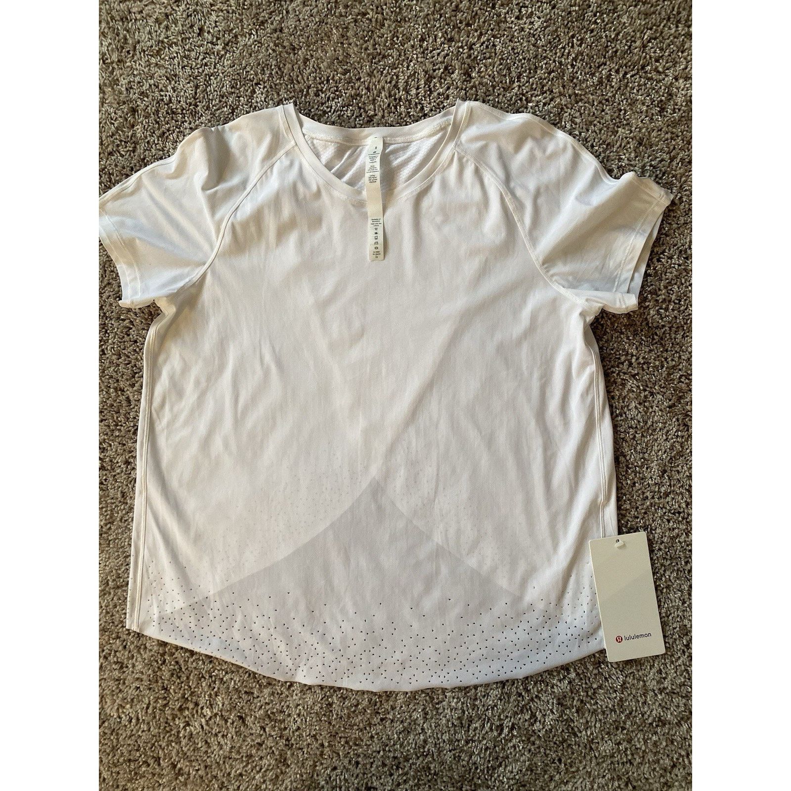 Lululemon lululemon cover Tee white sz M Size M / US 6-8 / IT 42-44 - 1 Thumbnail