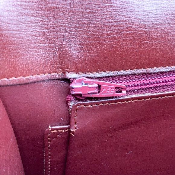 Cartier Cartier Deep Red Leather Envelope Clutch Size ONE SIZE - 6 Thumbnail
