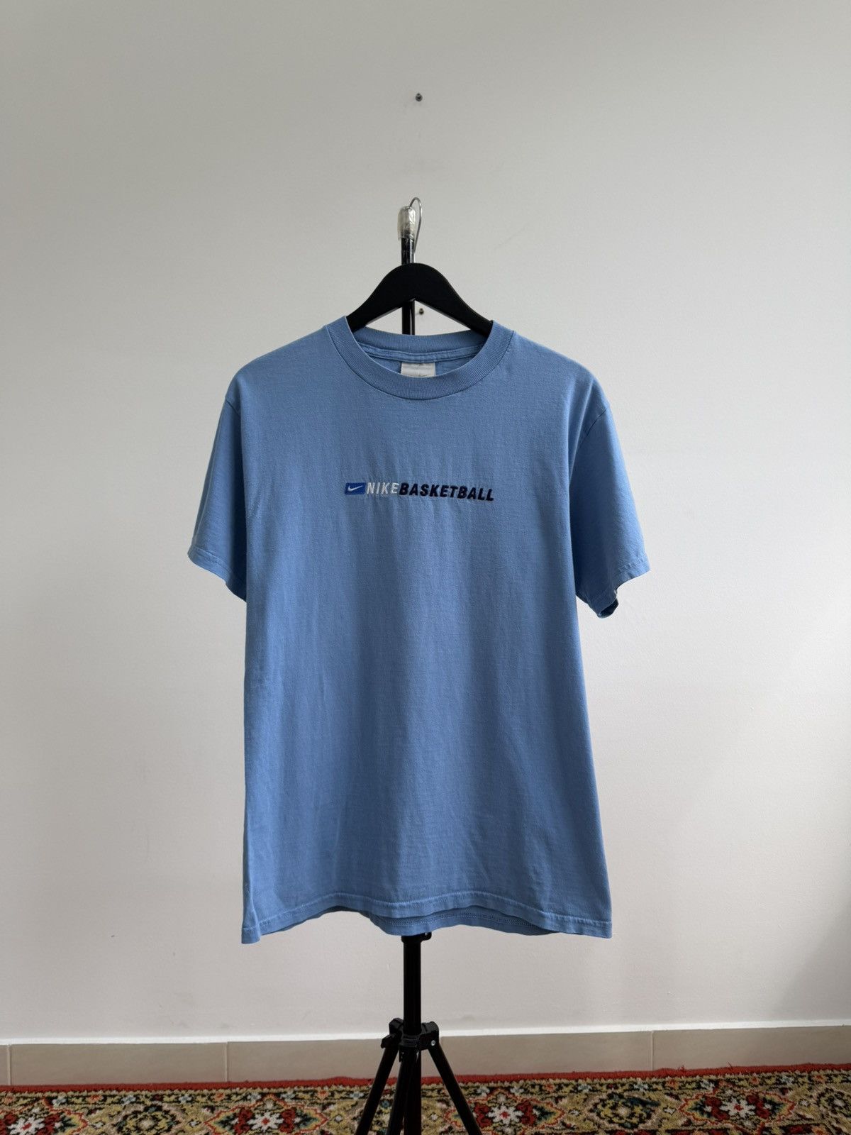 Nike Vintage Nike Basketball 90s Rare Hype T-Shirt Size US M / EU 48-50 / 2 - 1 Thumbnail