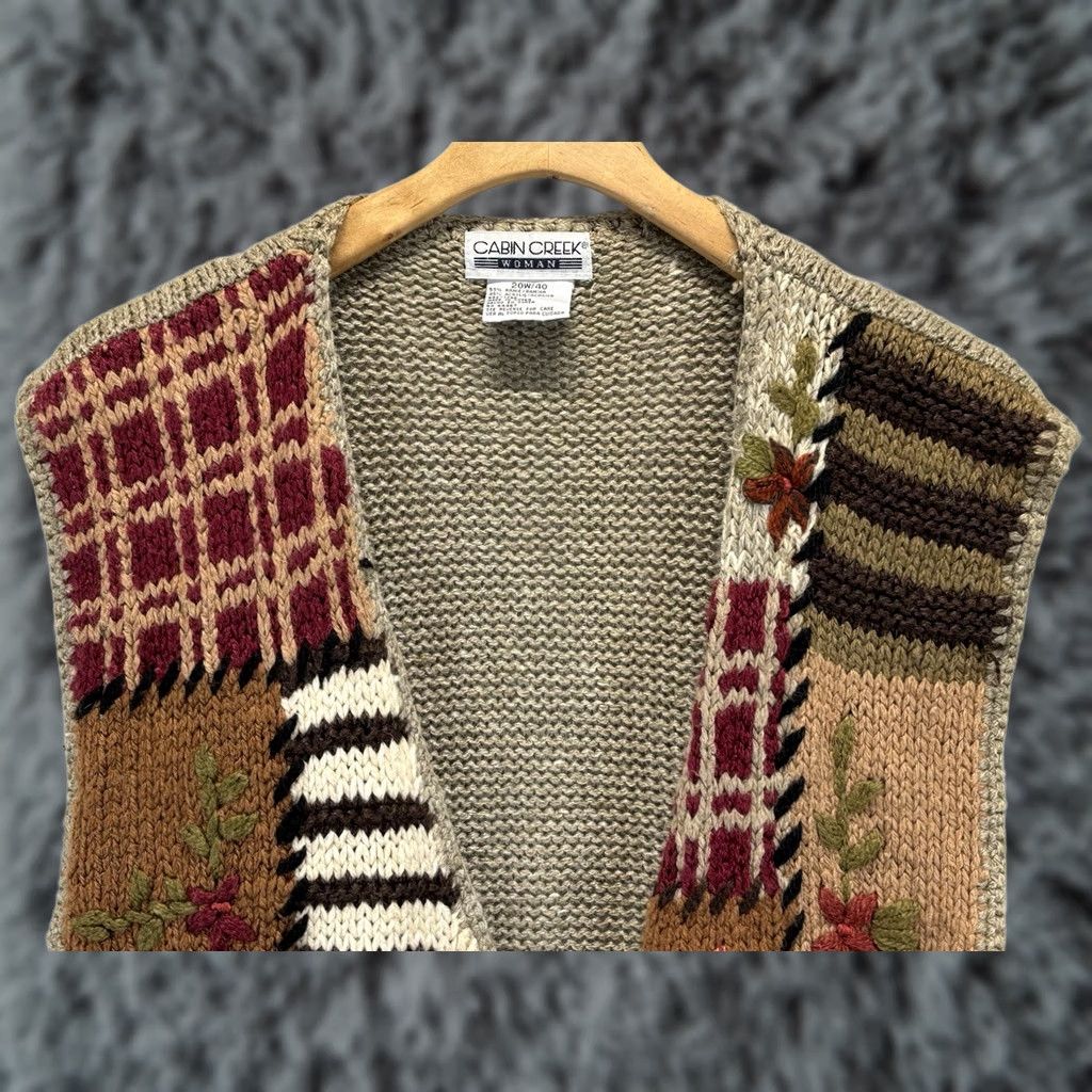 Vintage VINTAGE Cabin Creek Cardigan Sweater Vest Floral Patchwork Plus 20W Cottage Women’s Size 3XL / US 20-22 - 1 Thumbnail