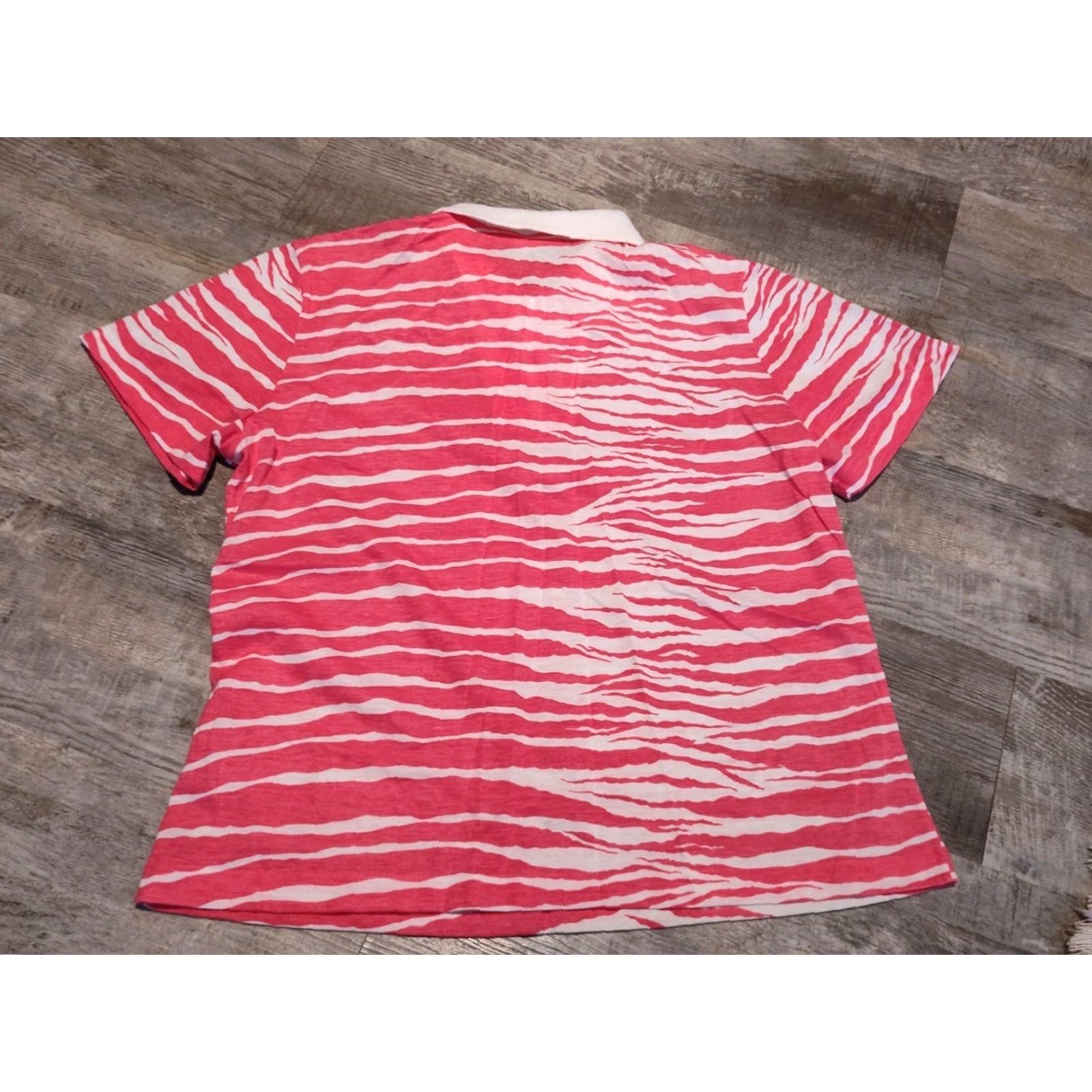 Vintage Kendon Vintage 70s 80s Women's Zebra Striped Polo Shirt Pink L Made USA Golf Tennis Casual Mod GoGo Look Lightweight Size L / US 10 / IT 46 - 8 Thumbnail