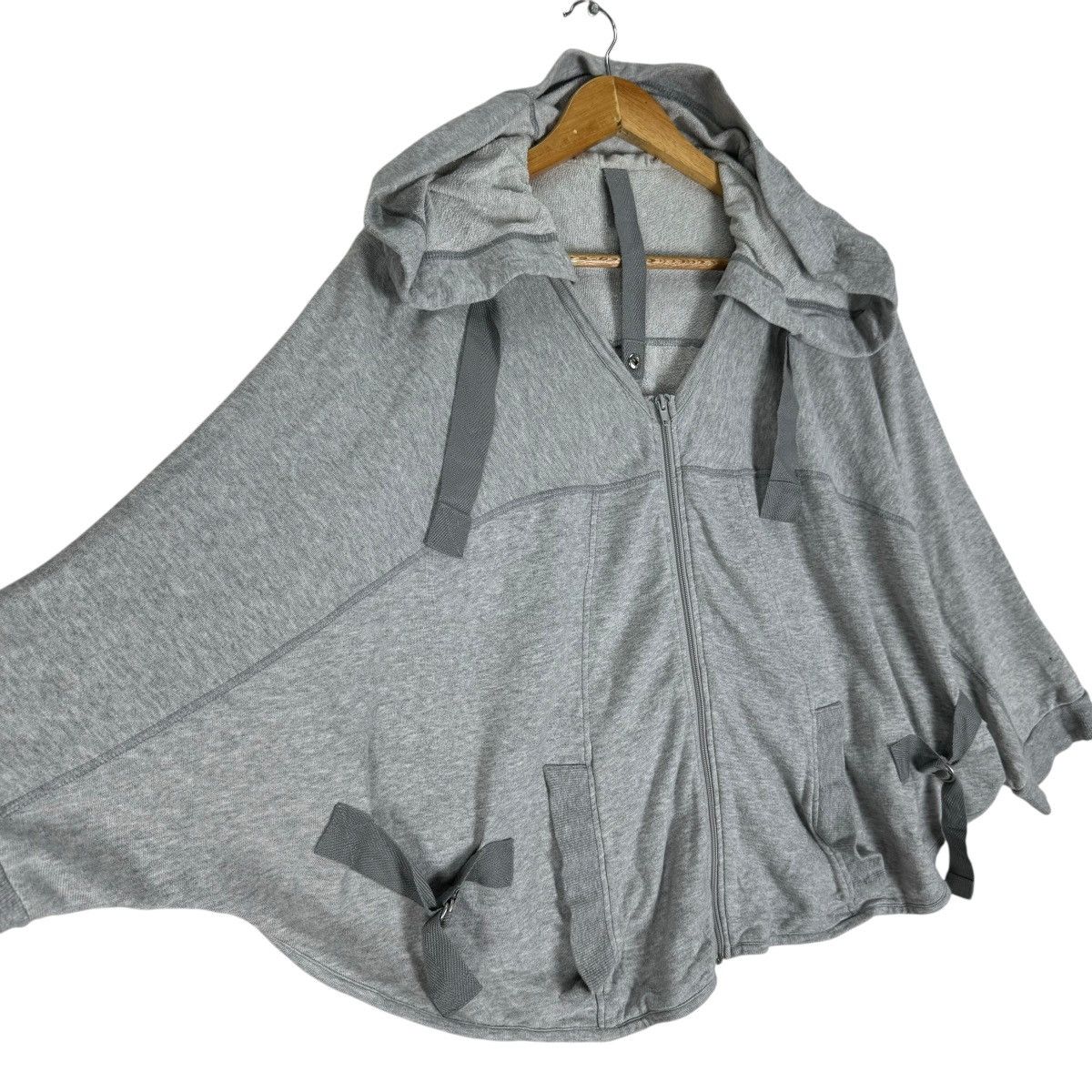 Frapbois 🌟FRAPBOIS HOODIE PONCHO SWEATER ISSEY MIYAKE Size S / US 4 / IT 40 - 1 Thumbnail