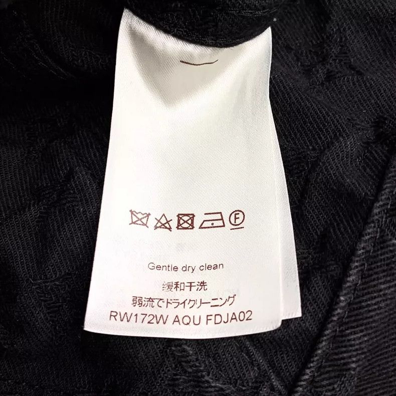 Louis Vuitton Louis Vuitton Black logo embossed dark print full-print co Size XS / US 0-2 / IT 36-38 - 7 Thumbnail