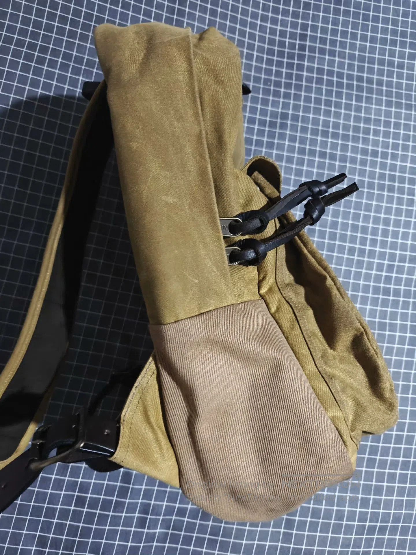 Filson Filson 70307 Waxed Canvas Backpack. Size ONE SIZE - 6 Thumbnail