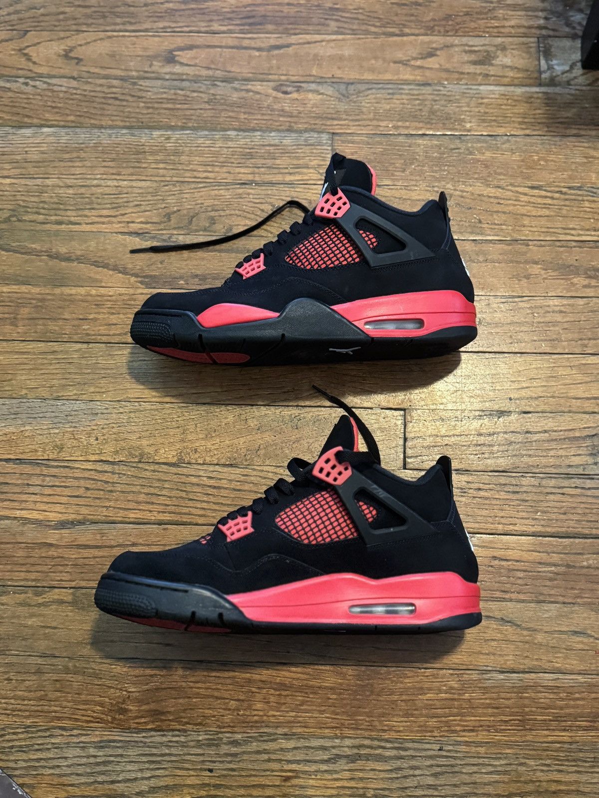 Jordan Brand × Nike JORDAN 4 RETRO RED THUNDER Size US 12 / EU 45 - 16 Thumbnail