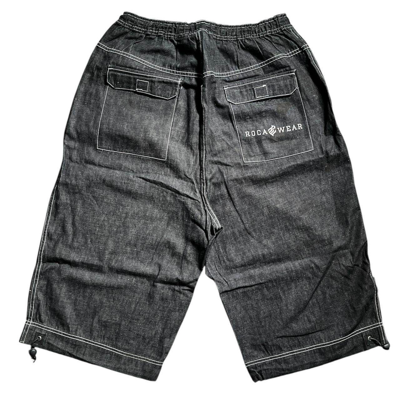 Rocawear vintage baggy black rocawear cargo jorts Size US 36 / EU 52 - 1 Thumbnail