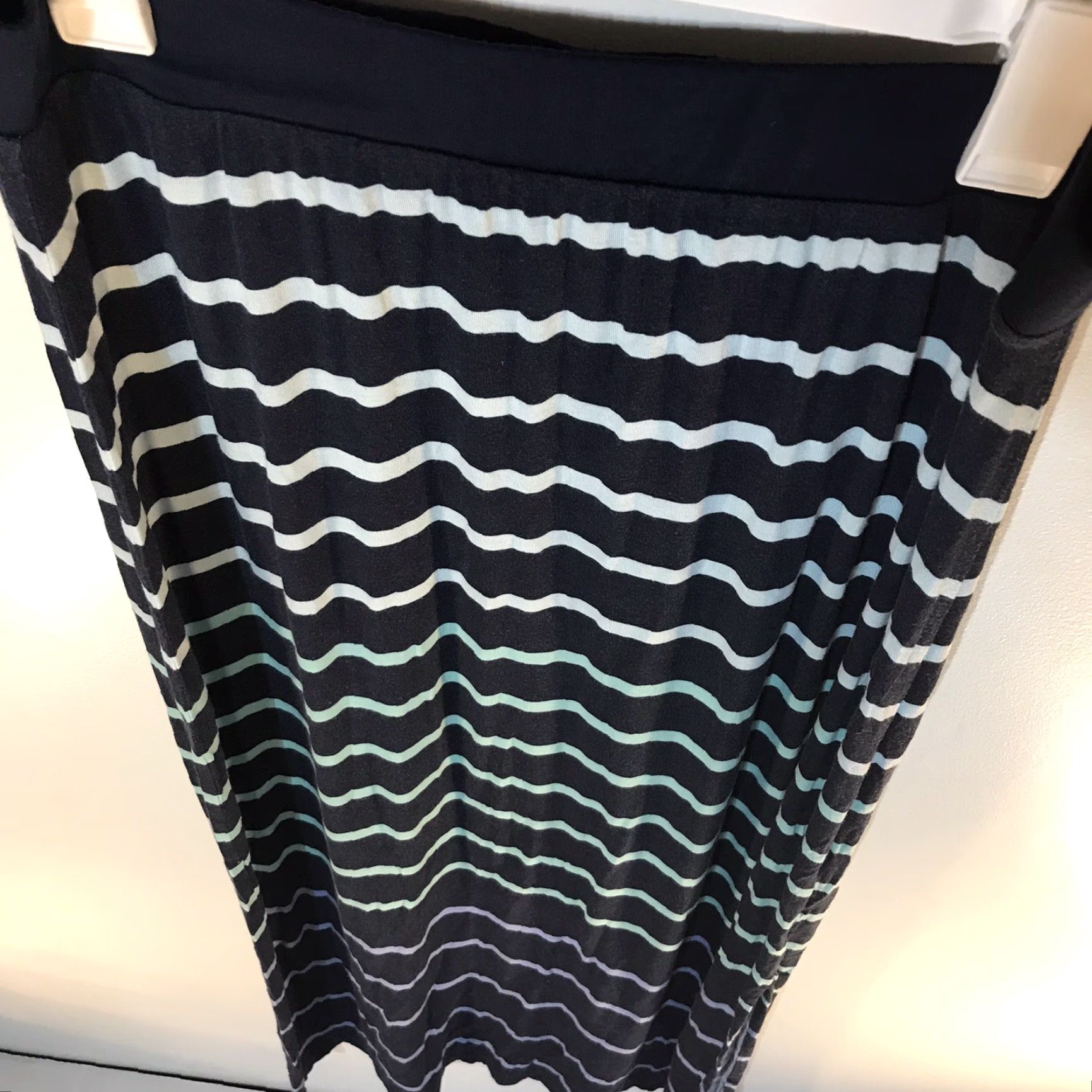 Apt. 9 Apt. 9 Striped Maxi Skirt Womens Size L Multicolor Side-Slit Lightweight Stretch Casual Size 36" / US 14 / IT 50 - 2 Thumbnail
