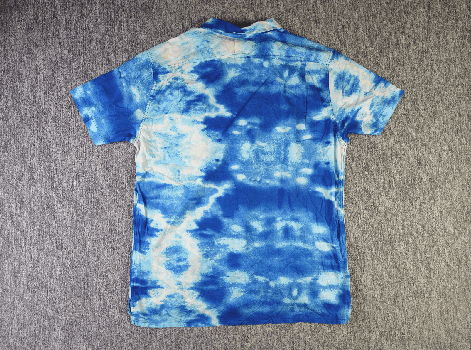 Levi's NWT Levi's Tie Dye Camp Shirt Short Sleeve Button Up XXL Size US XXL / EU 58 / 5 - 2 Thumbnail