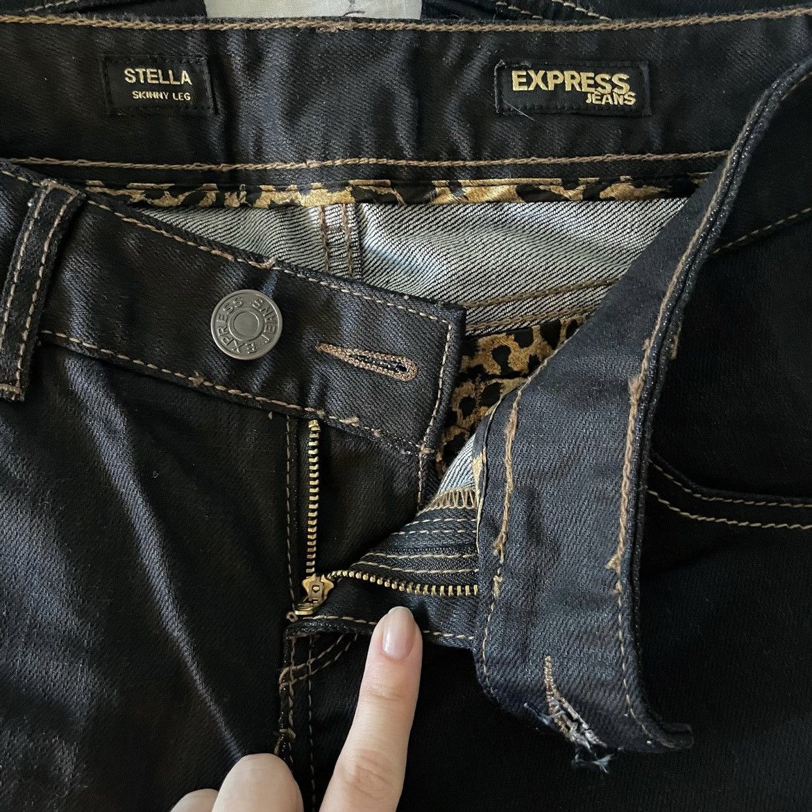 Express express jeans - stella skinny, dark wash cotton, sz 4 Size 27" / US 4 / IT 40 - 4 Thumbnail