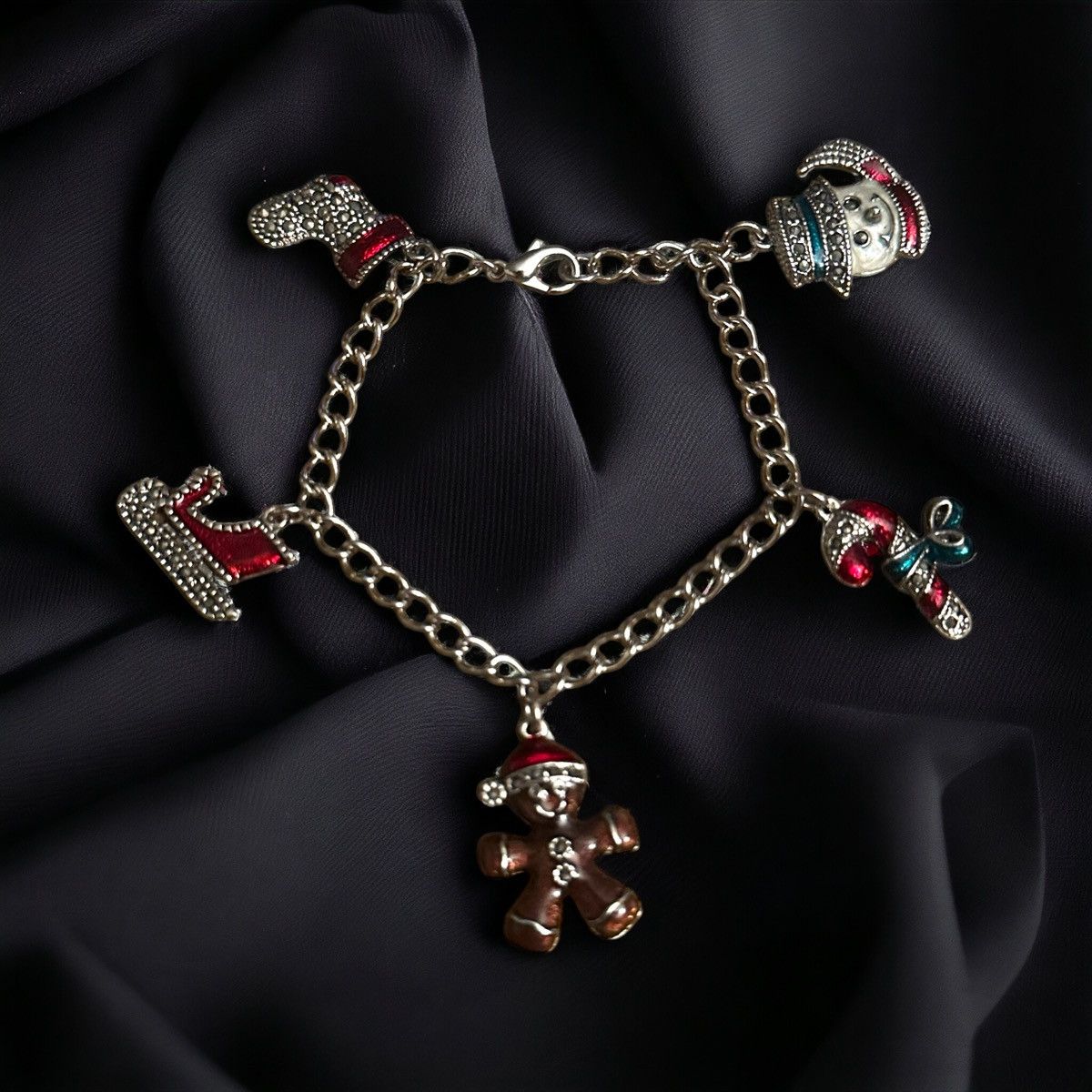 Other Silver tone Christmas charm bracelet Size ONE SIZE - 1 Thumbnail
