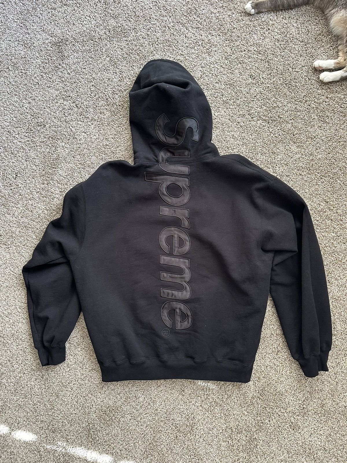 Supreme Supreme Hoodie Satin Logo Size US XL / EU 56 / 4 - 2 Thumbnail