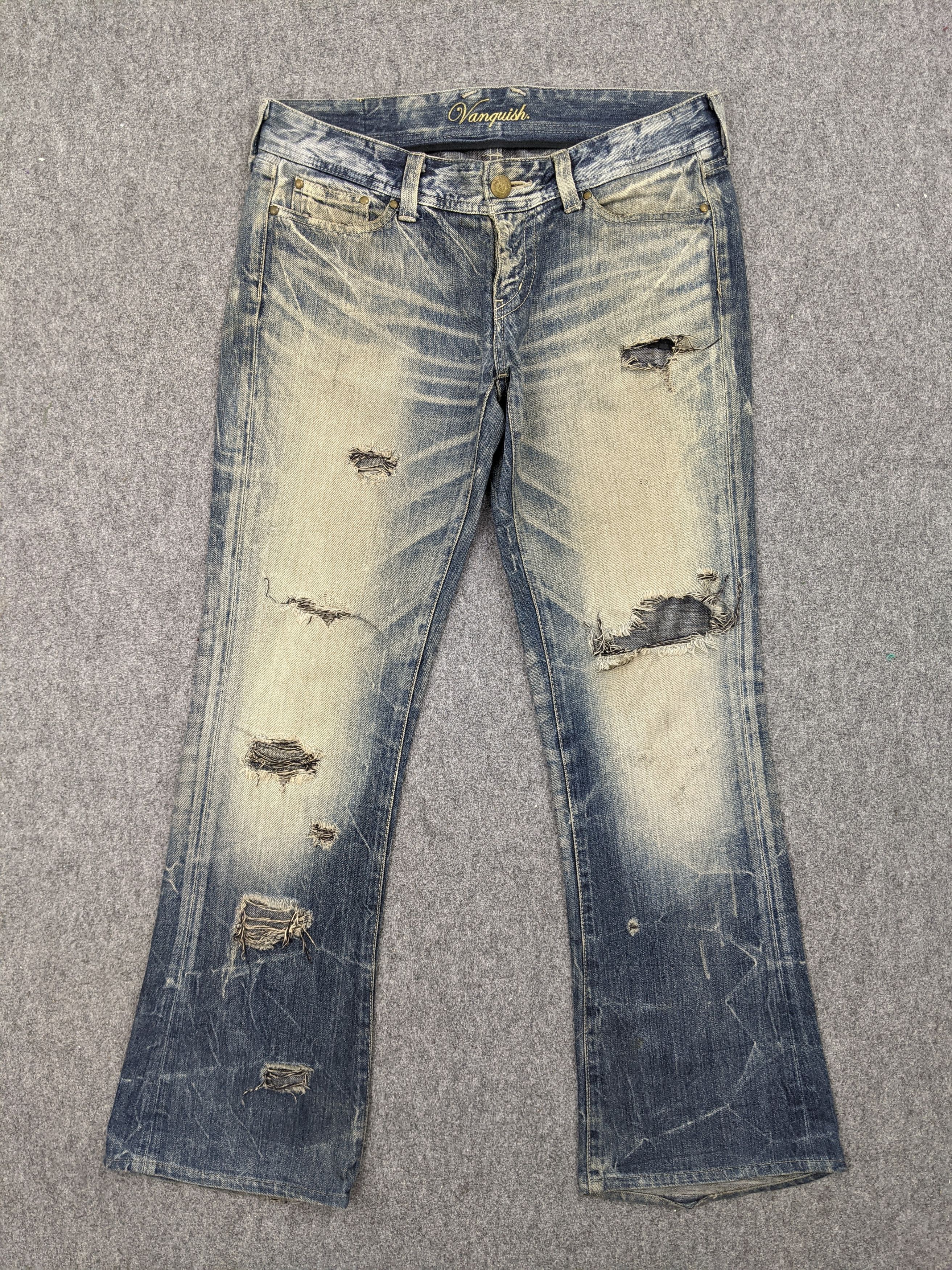 Vanquish Vanquish Flared Bootcut Faded Distressed Denim DJ0012Z Size US 35 - 1 Thumbnail