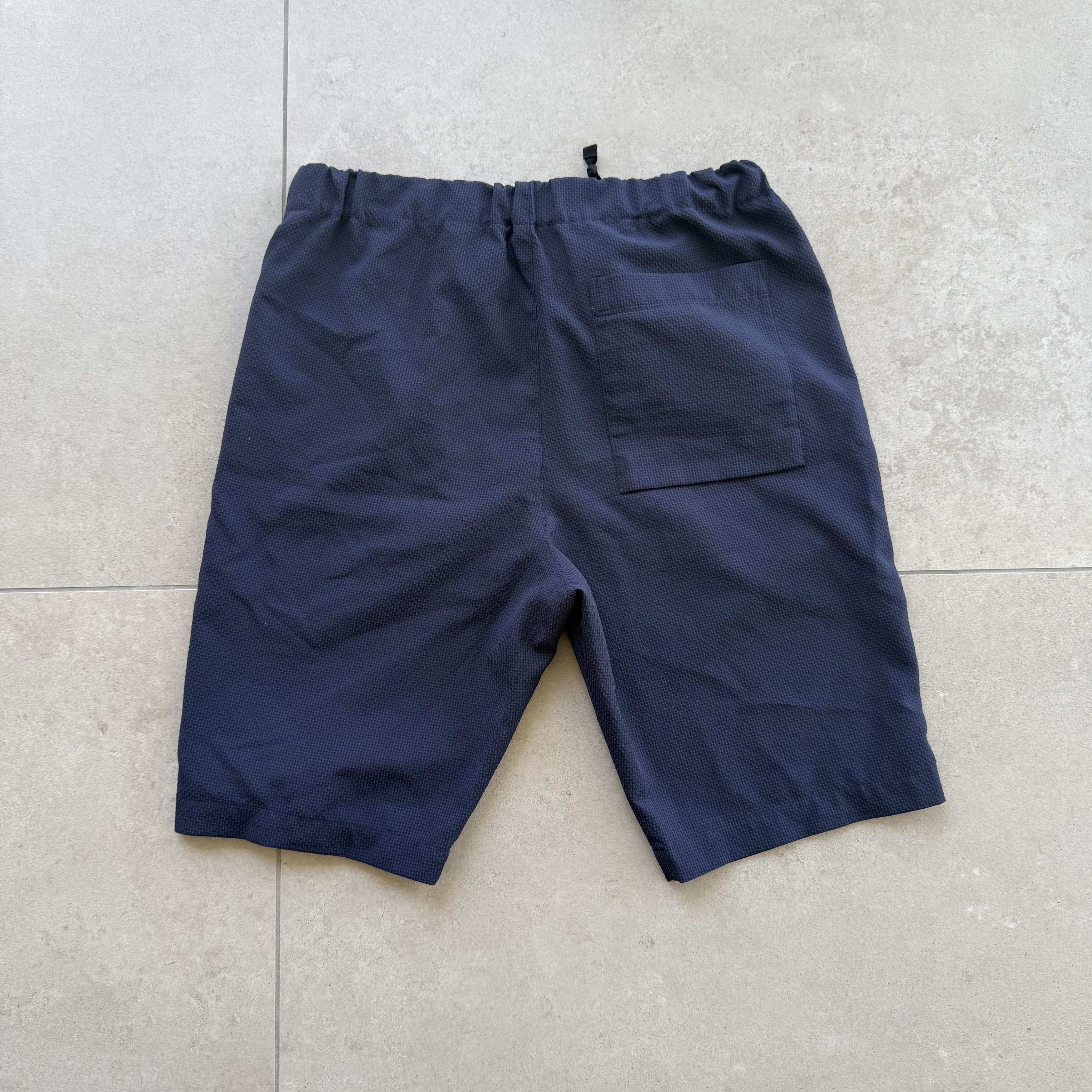 Theory Theory Shorts Size US 30 / EU 46 - 2 Thumbnail