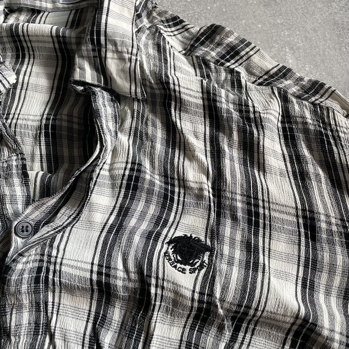 Versace × Vintage VERSACE 90s Shirt button up old money luxury jellyfish strip Size US S / EU 44-46 / 1 - 2 Thumbnail