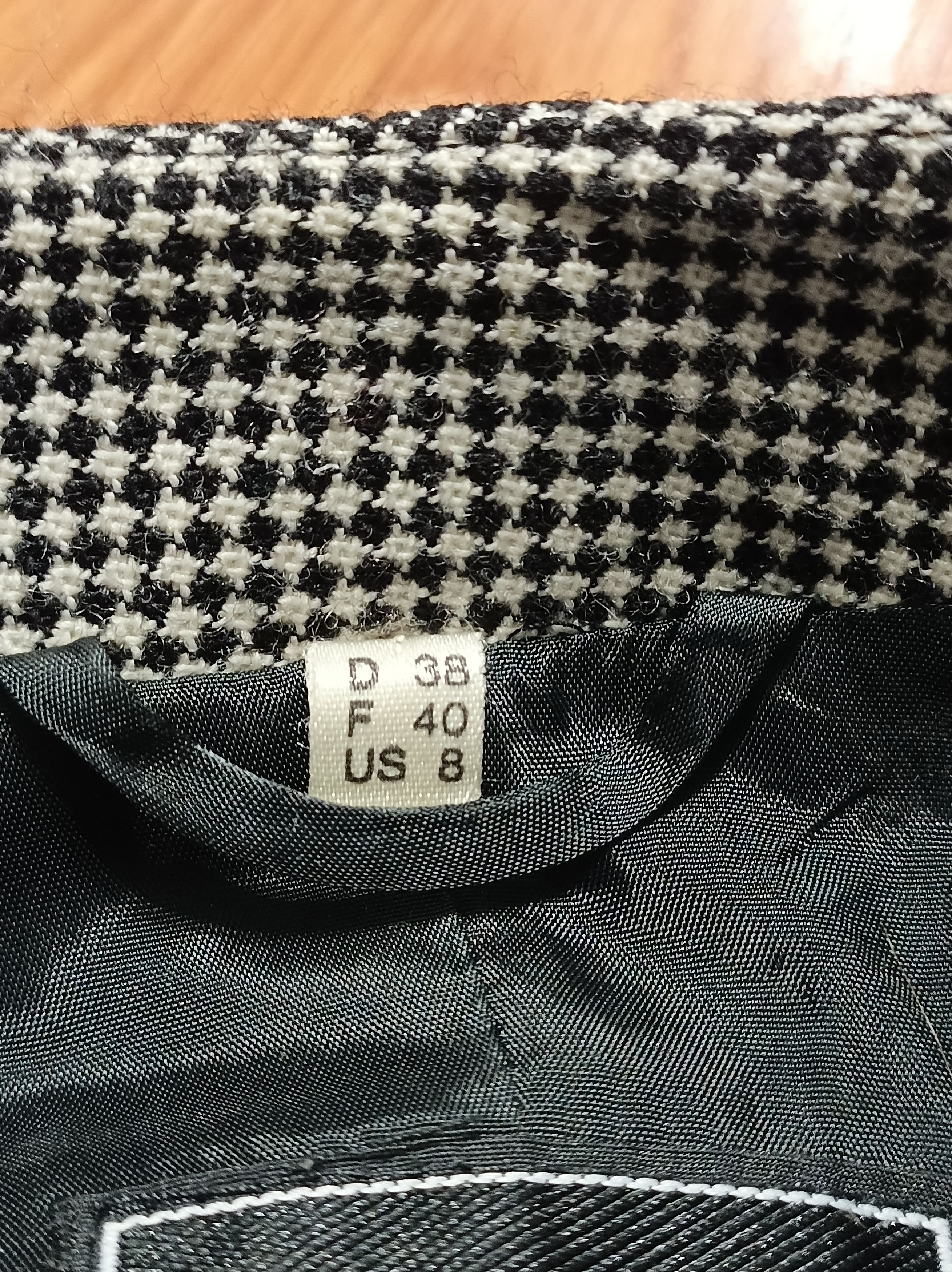 Akris AKRIS Wool Grey Check Jacket Coat Fur Trim EU38 US8 Size M / US 6-8 / IT 42-44 - 11 Thumbnail