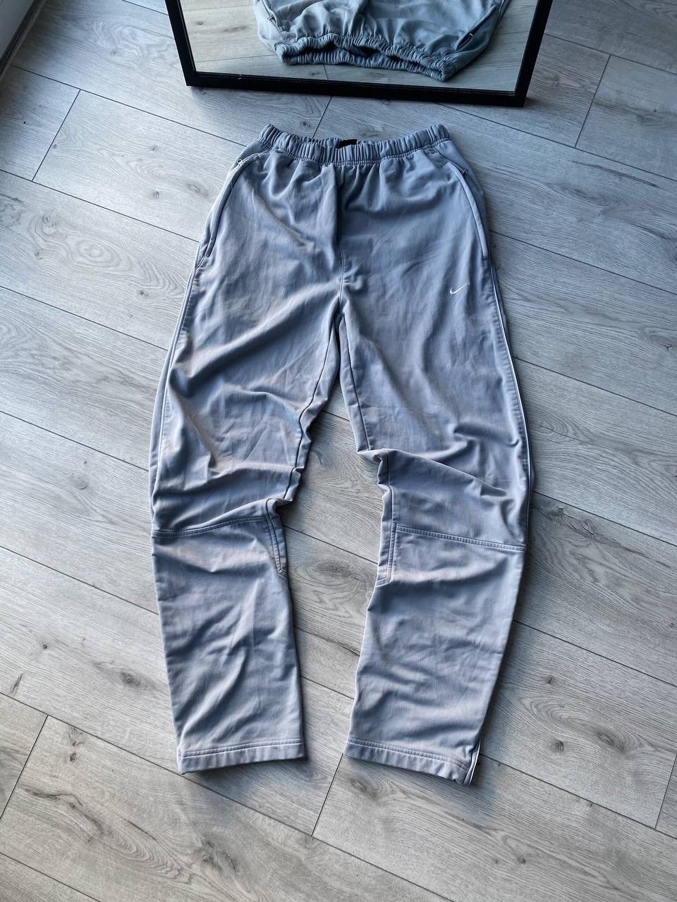 Nike × Vintage Vintage Nike Swoosh Gray Baggy Trackpants Y2K L Size US 34 / EU 50 - 2 Thumbnail