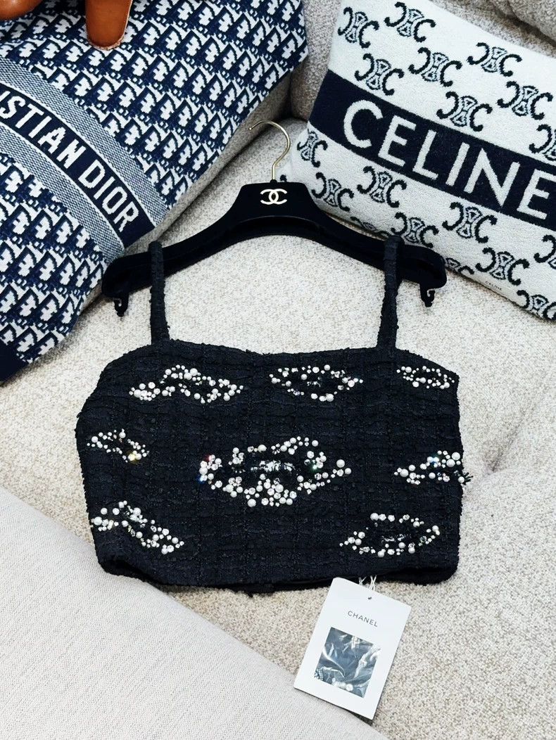 Chanel Chanel 22C Black Sleeveless Beaded Top - dmc Size US S / EU 44-46 / 1 - 1 Thumbnail