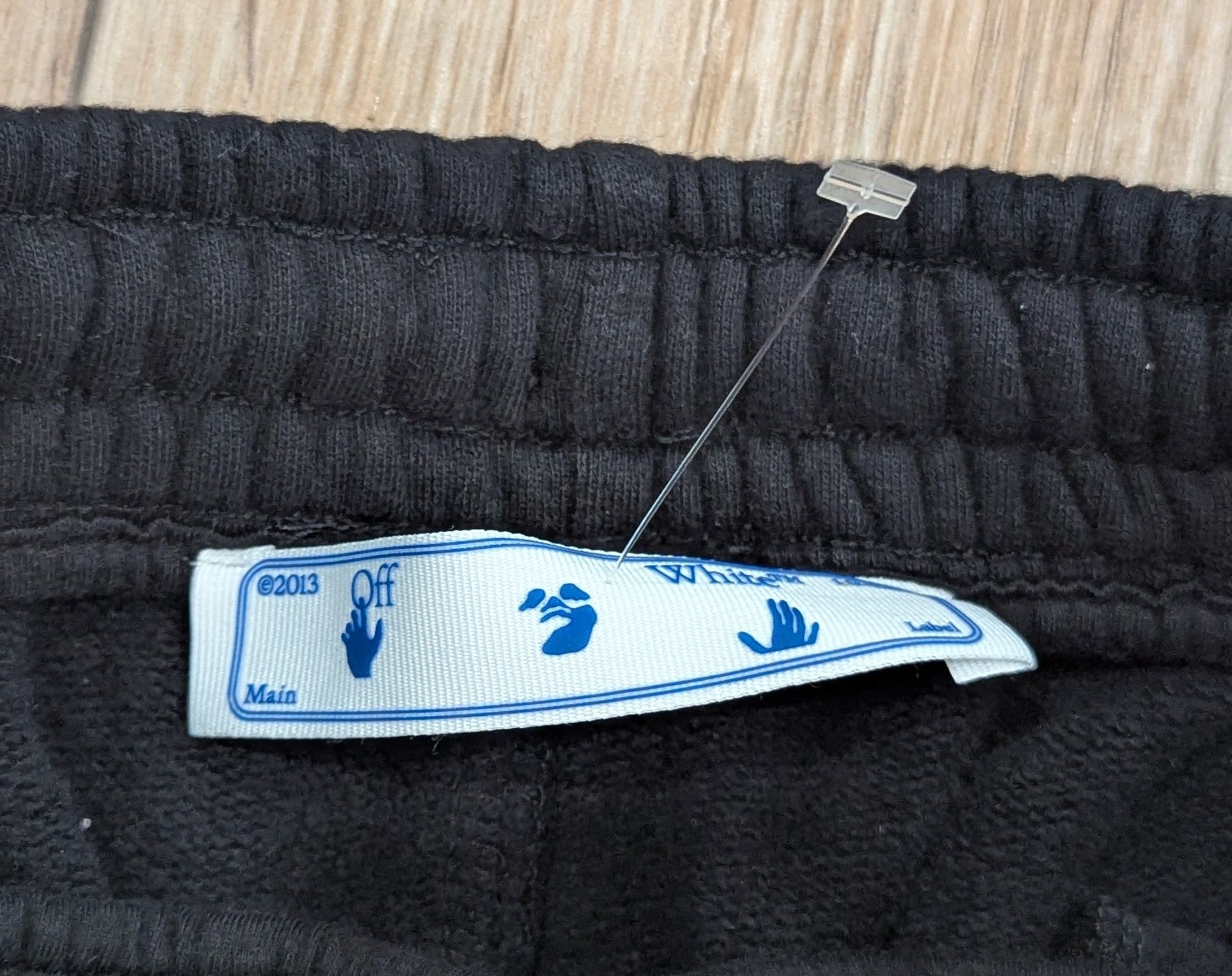 Off-White $465 Mens OFF-WHITE Carvaggio Skate Shorts Black US Small Size US 30 / EU 46 - 5 Thumbnail