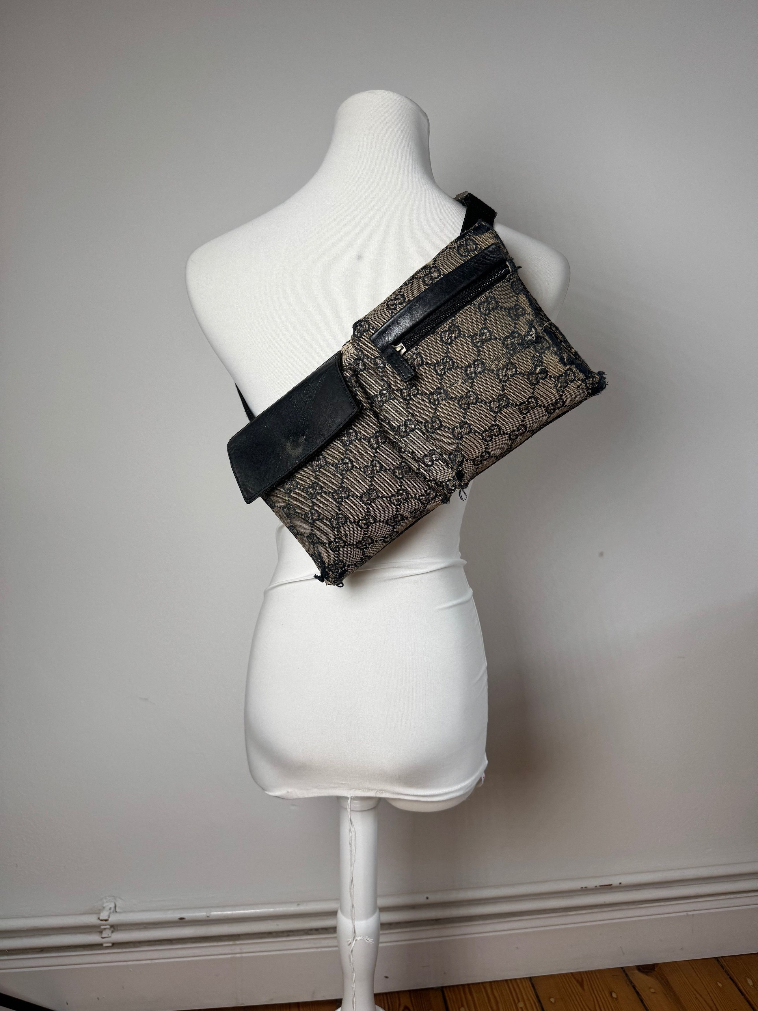 Gucci Vintage Belt / Crossbody Bag Grey brown monogram Size ONE SIZE - 1 Thumbnail