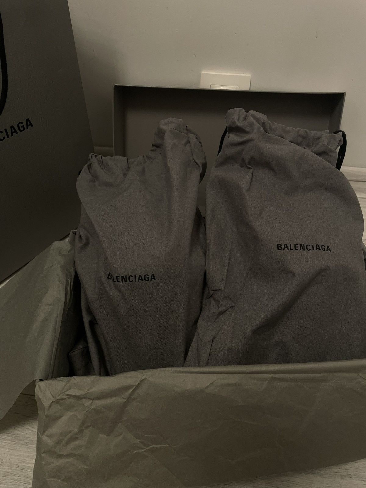 Balenciaga Balenciaga furry slides logo allover Size US 9 / EU 42 - 10 Thumbnail