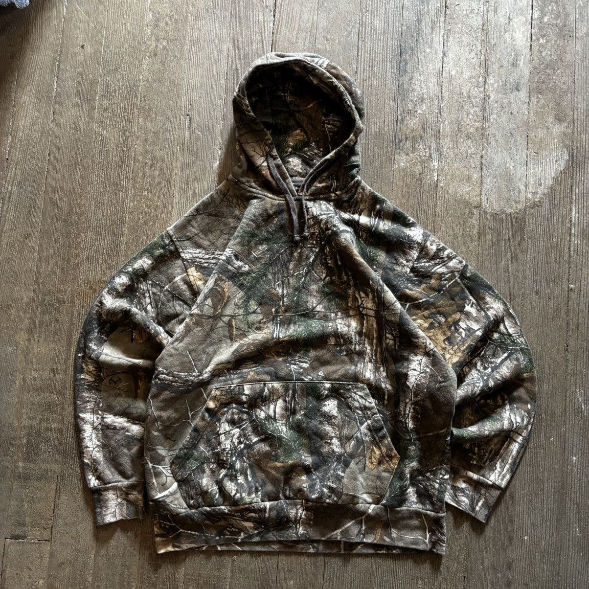 Camo hoodie carhartt on sale