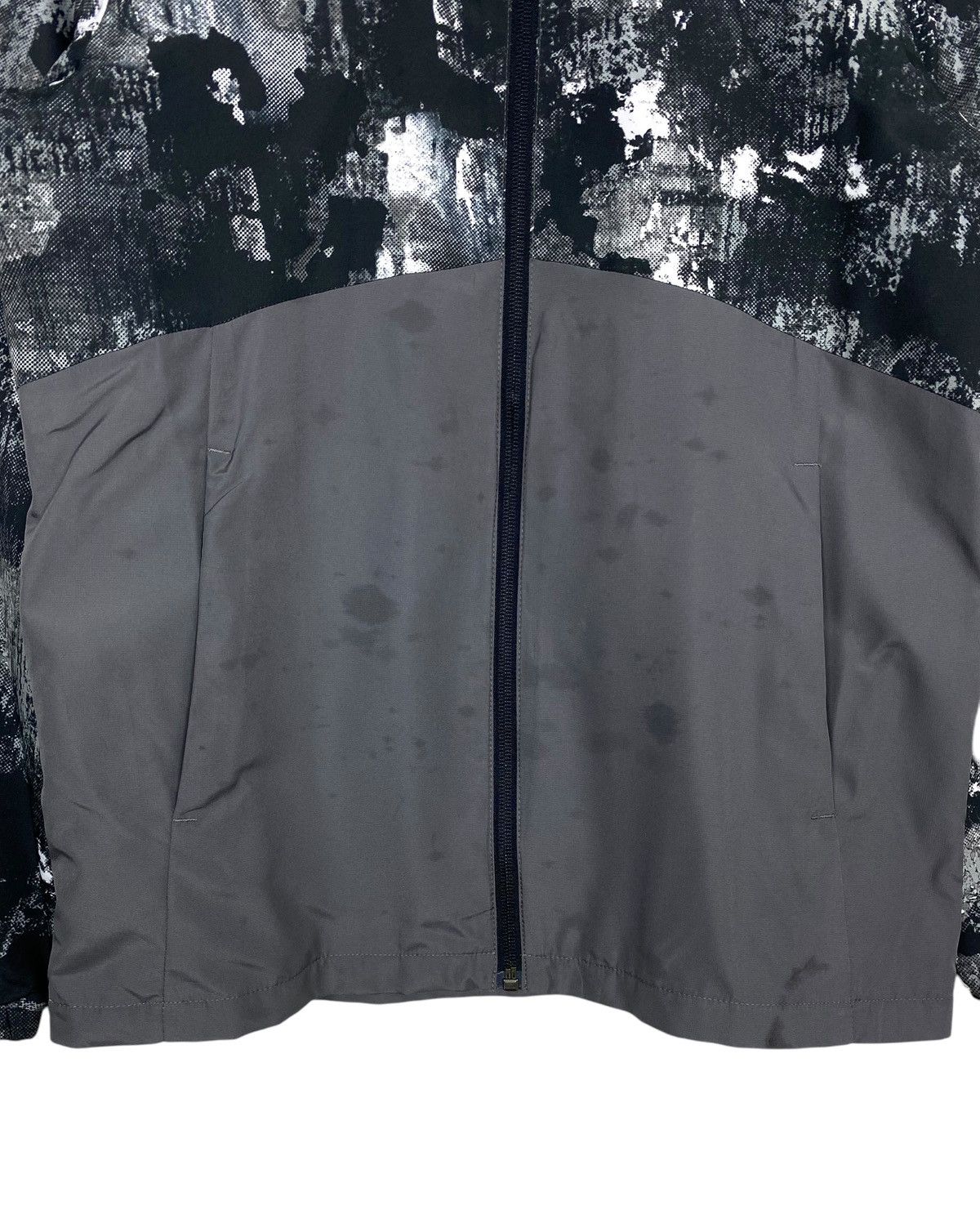 Under Armour Rare‼️ Under Armour Camouflage Jacket Youth Size Size US XL / EU 56 / 4 - 10 Thumbnail