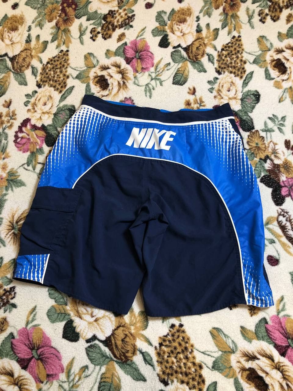 Nike Vintage Mens Vintage Nike nylon shorts 90s streetwear Size US 32 / EU 48 - 14 Thumbnail