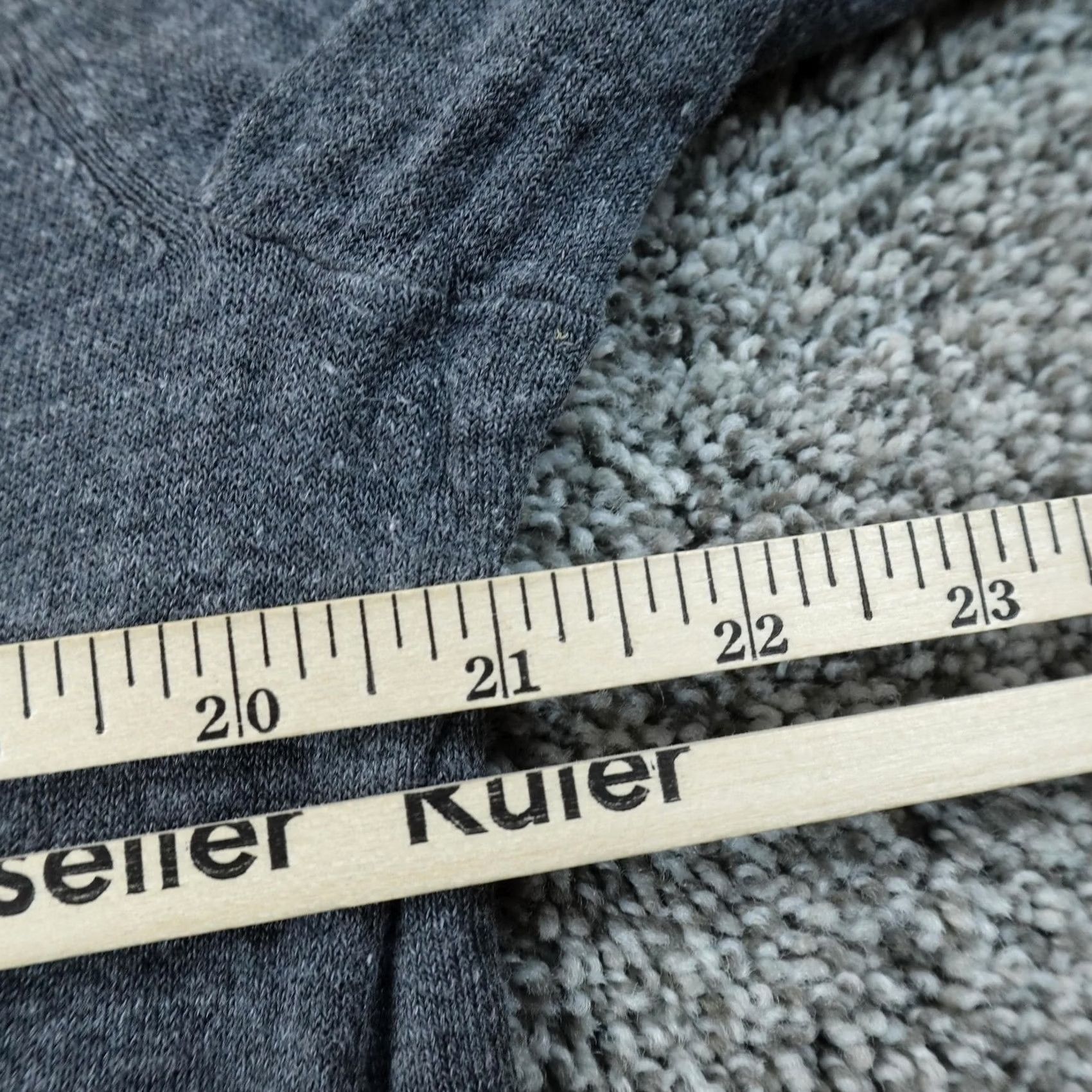 Banana Republic Banana Republic Sweater Mens L Gray Silk Linen V-Neck Knit Pullover Lightweight Shirt? Size US L / EU 52-54 / 3 - 6 Thumbnail