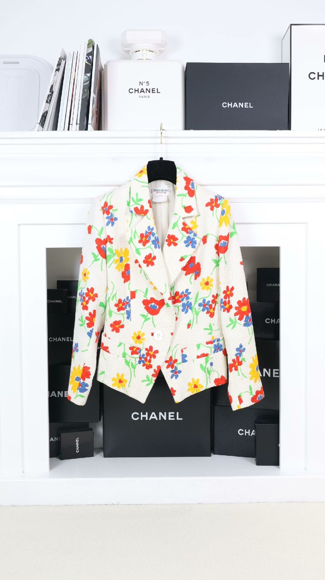 Saint Laurent Paris YSL White Floral Pattern Blazer Size S / US 4 / IT 40 - 1 Thumbnail