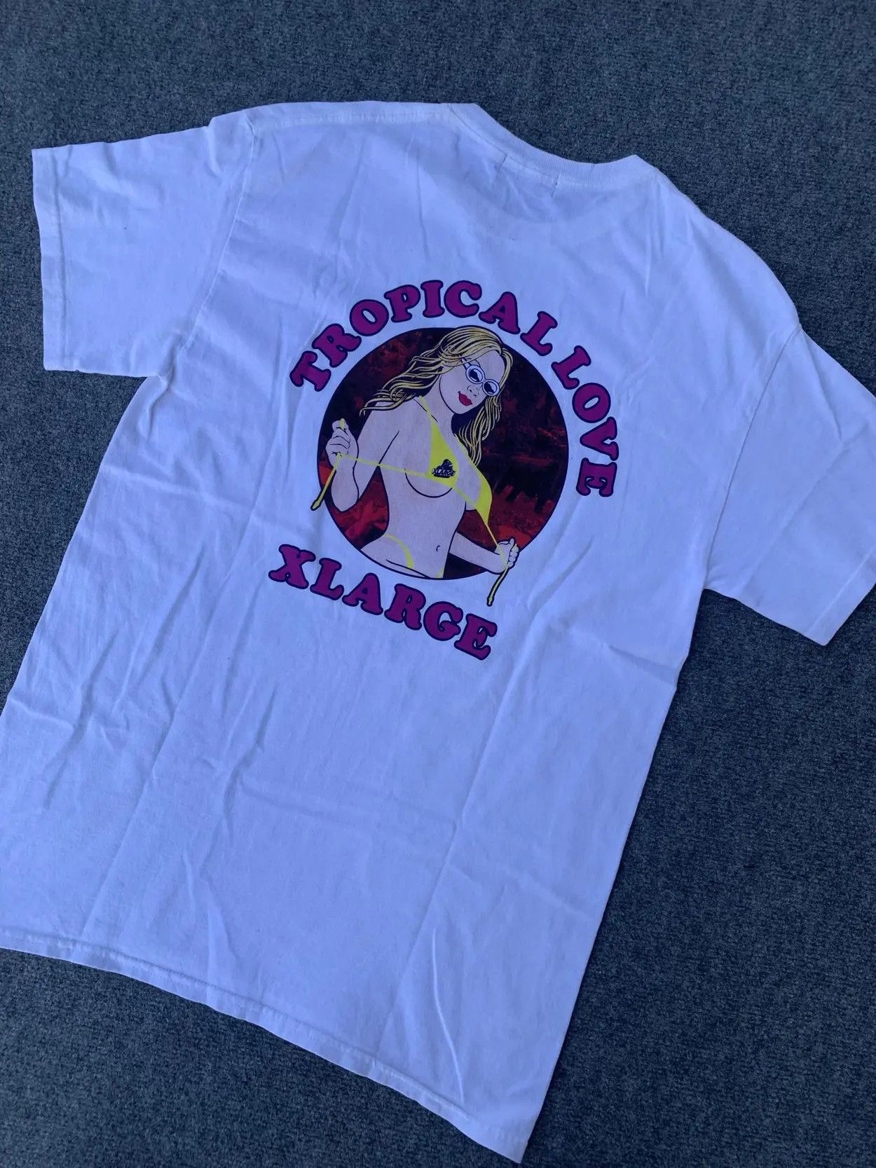 Xlarge XLARGE Tropical love sexy girl white tee. Size US M / EU 48-50 / 2 - 1 Thumbnail