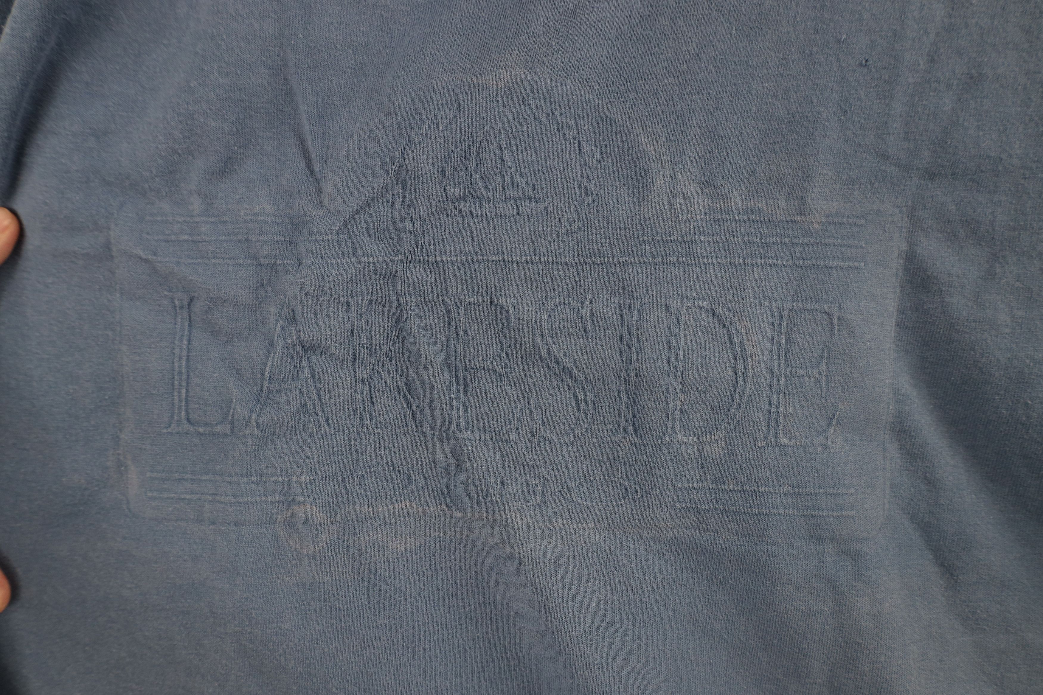 Vintage Vintage 90s Streetwear Spell Out Lakeside Ohio T-Shirt Blue Size US XL / EU 56 / 4 - 5 Thumbnail