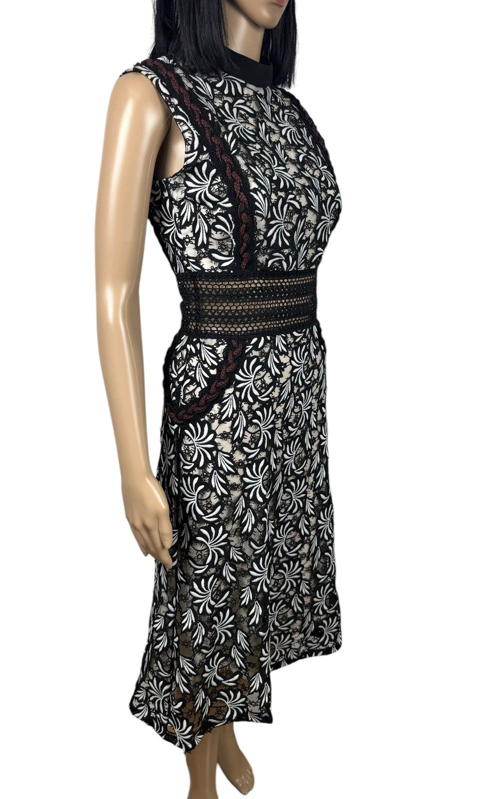 Self-Portrait Self Portrait Lace Sleeveless Lace Midi Dress size US4 UK8 Size S / US 4 / IT 40 - 4 Thumbnail