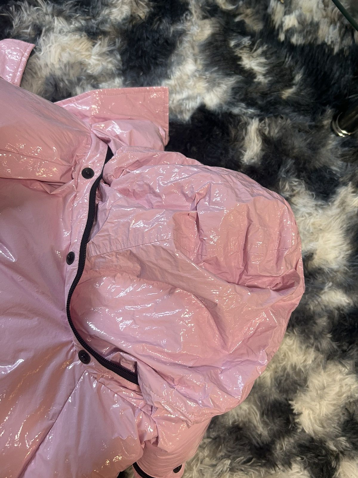 Balenciaga Balenciaga pink shiny puffer Size US S / EU 44-46 / 1 - 15 Thumbnail