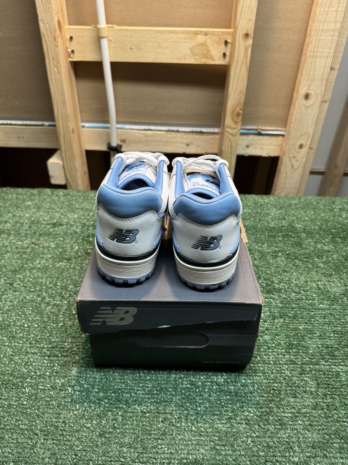 New Balance New Balance 550 UNC White University Blue Size 9.5 Size US 9.5 / EU 42-43 - 8 Thumbnail